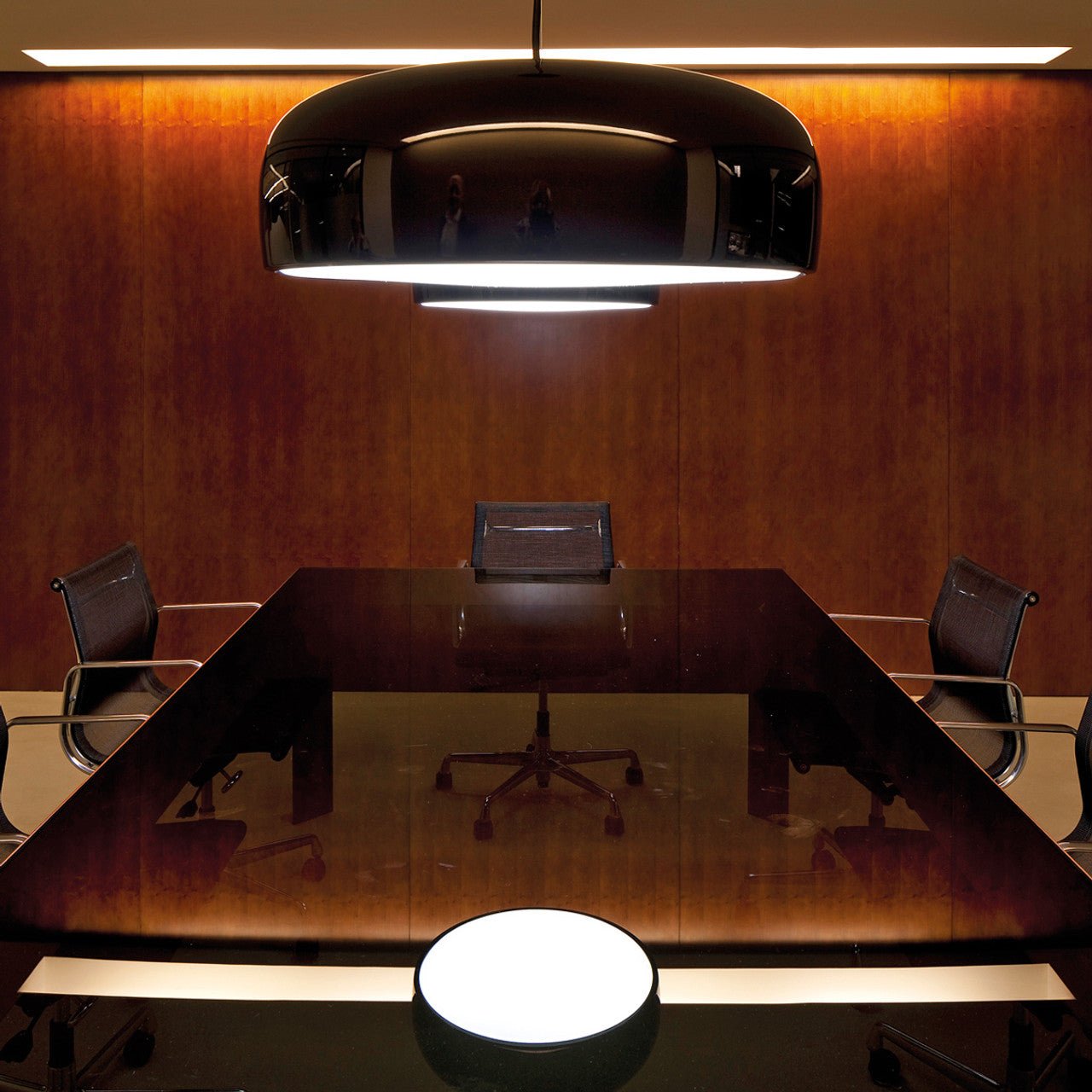 Ryan Minimalist Metal Pendant Light - Blowlighting