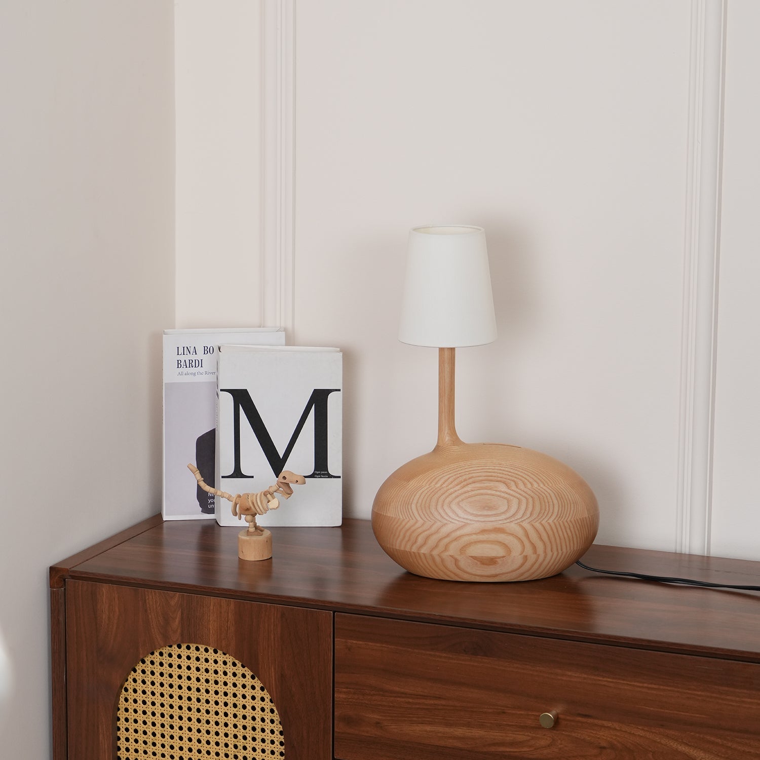 Snail Table Lamp - Blowlighting