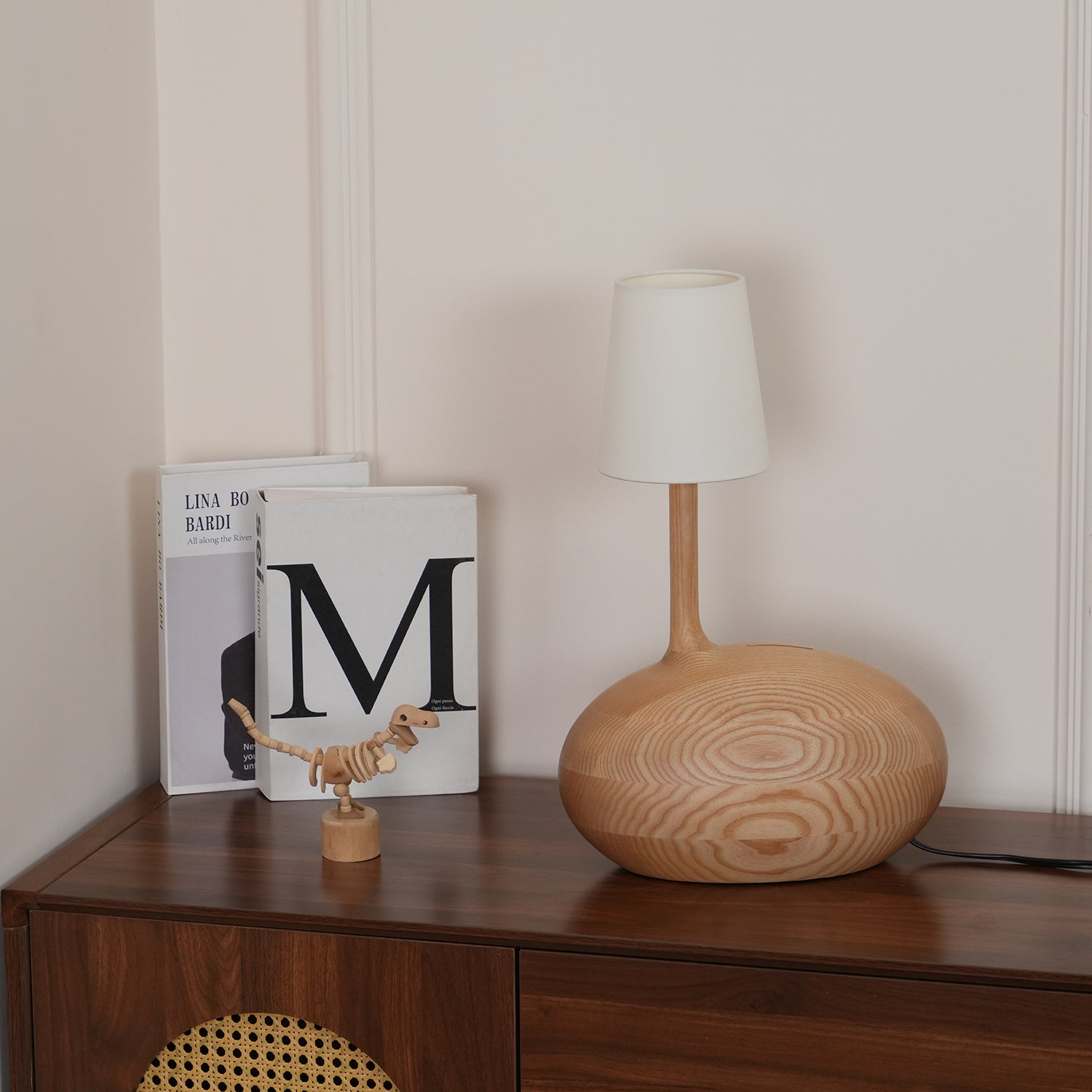 Snail Table Lamp - Blowlighting