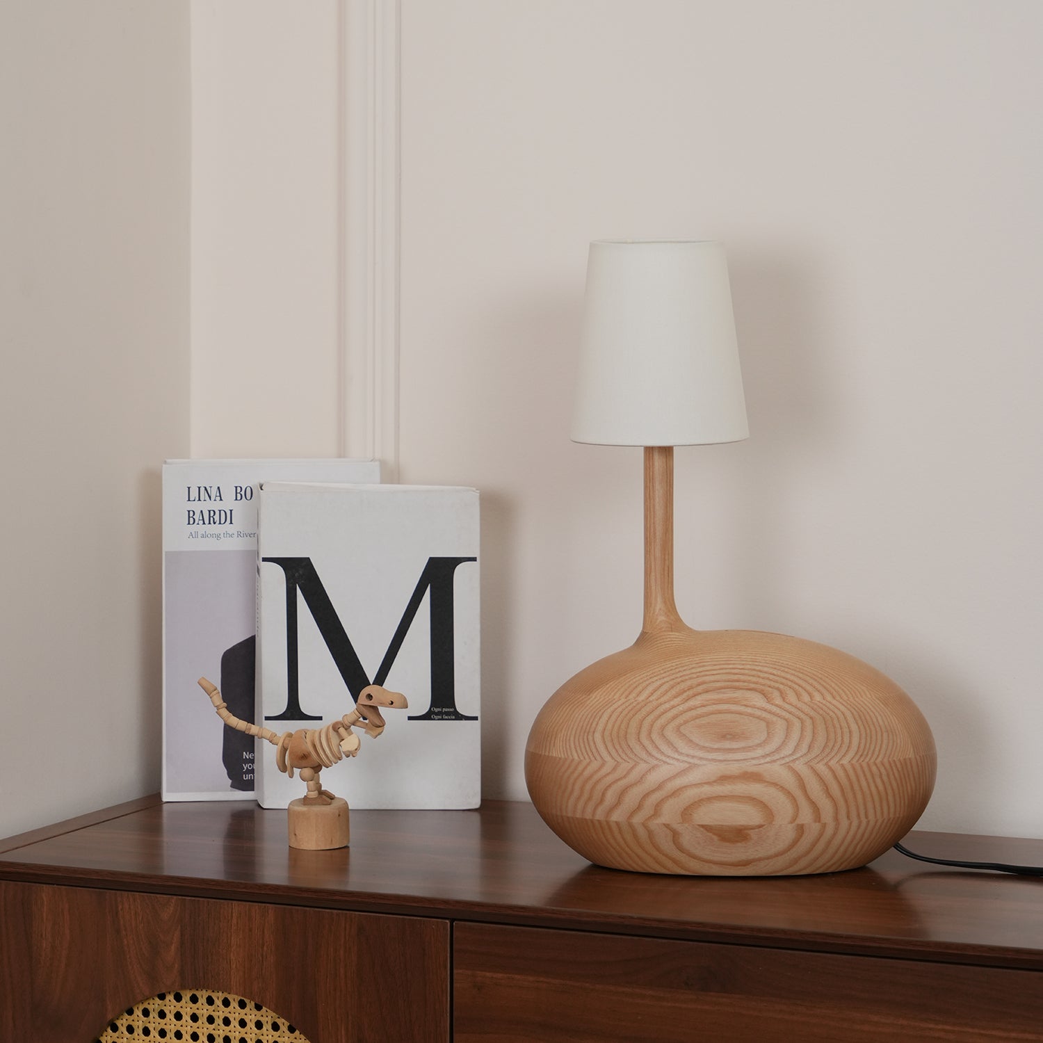 Snail Table Lamp - Blowlighting