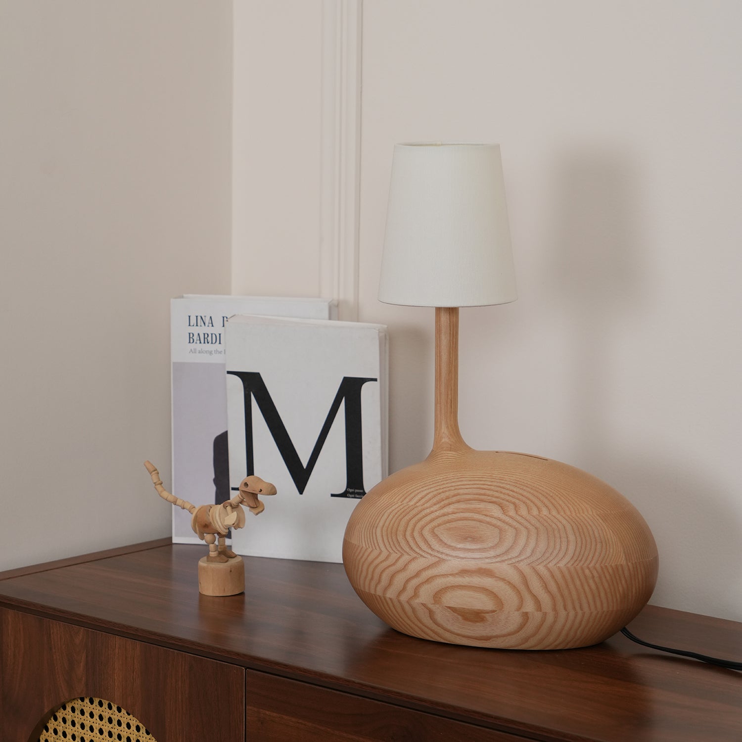 Snail Table Lamp - Blowlighting