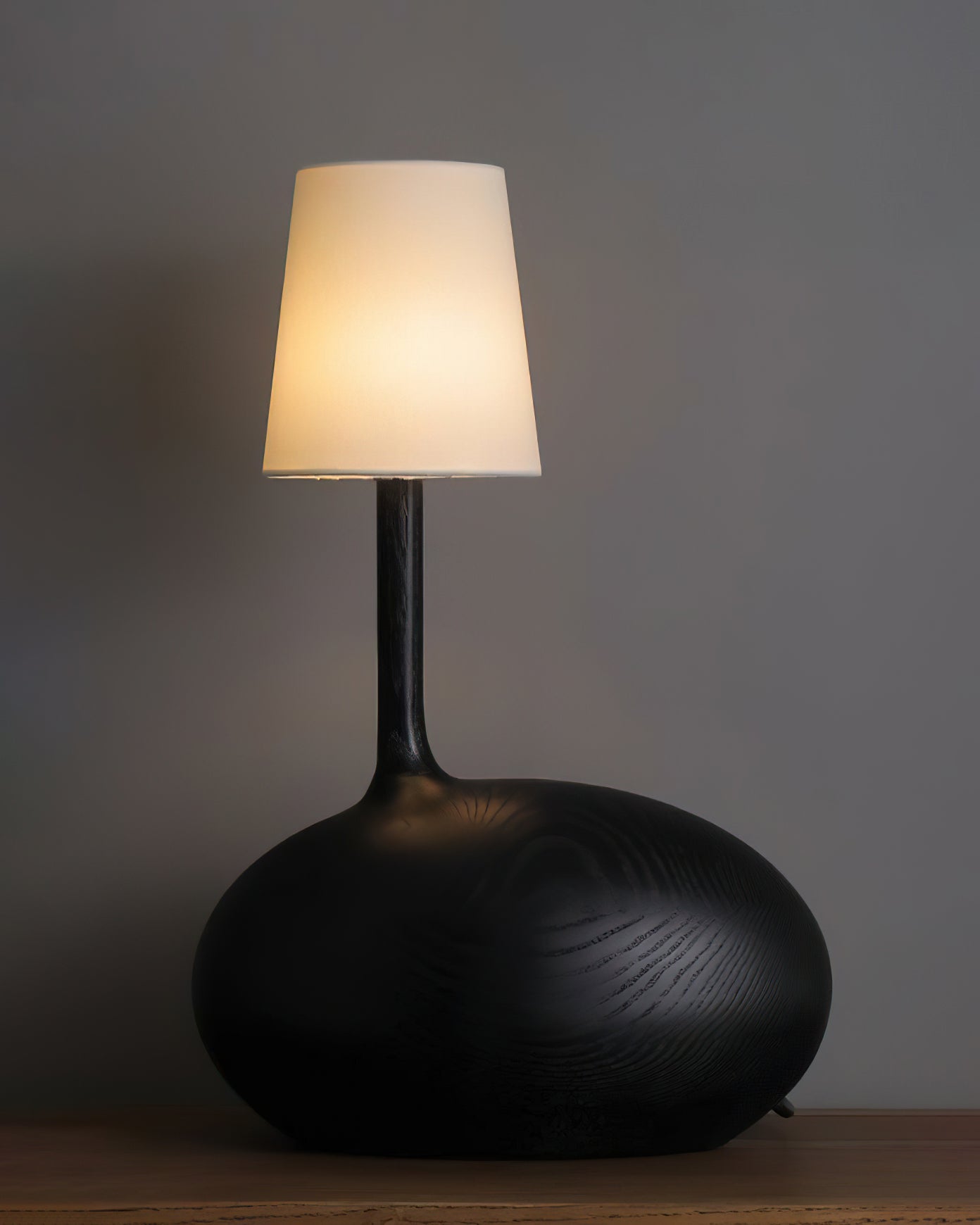 Snail Table Lamp - Blowlighting