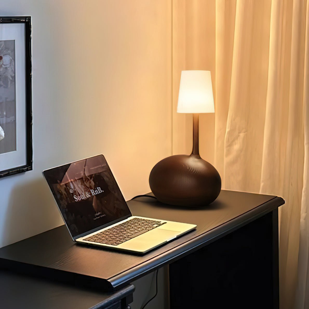 Snail Table Lamp - Blowlighting