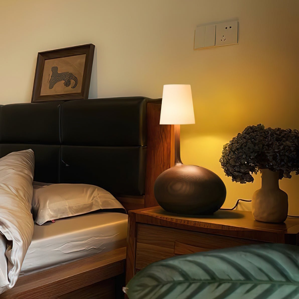 Snail Table Lamp - Blowlighting