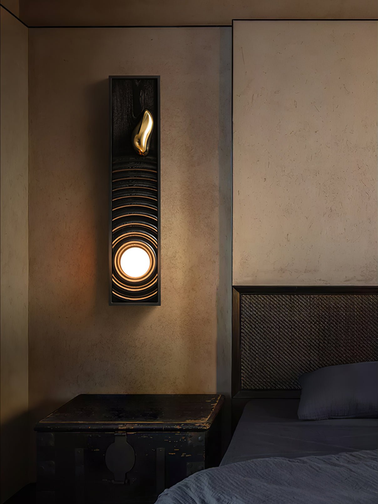Caleb Vintage Wood Wall Lamp - Blowlighting