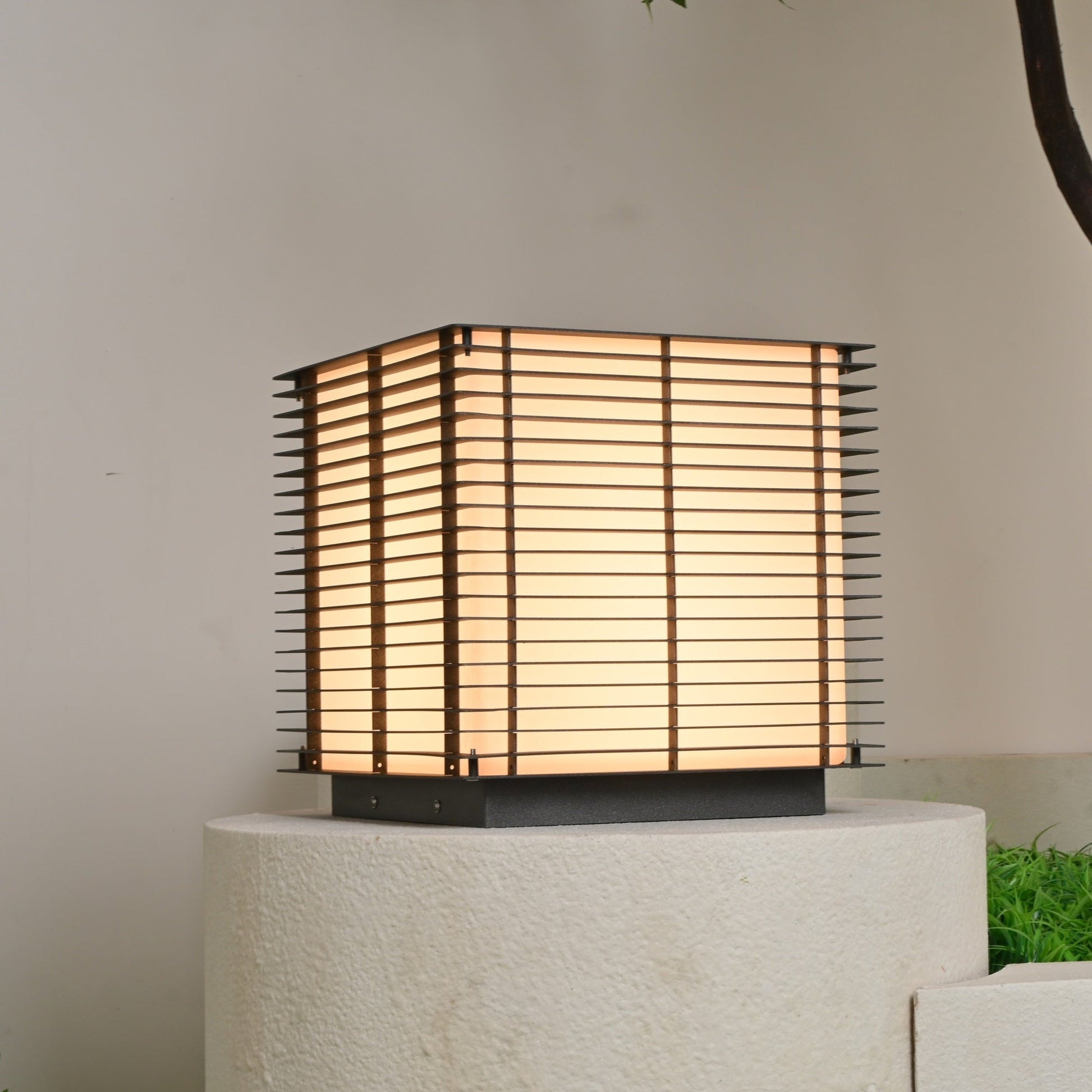 Solar Grid Outdoor Light - Blowlighting