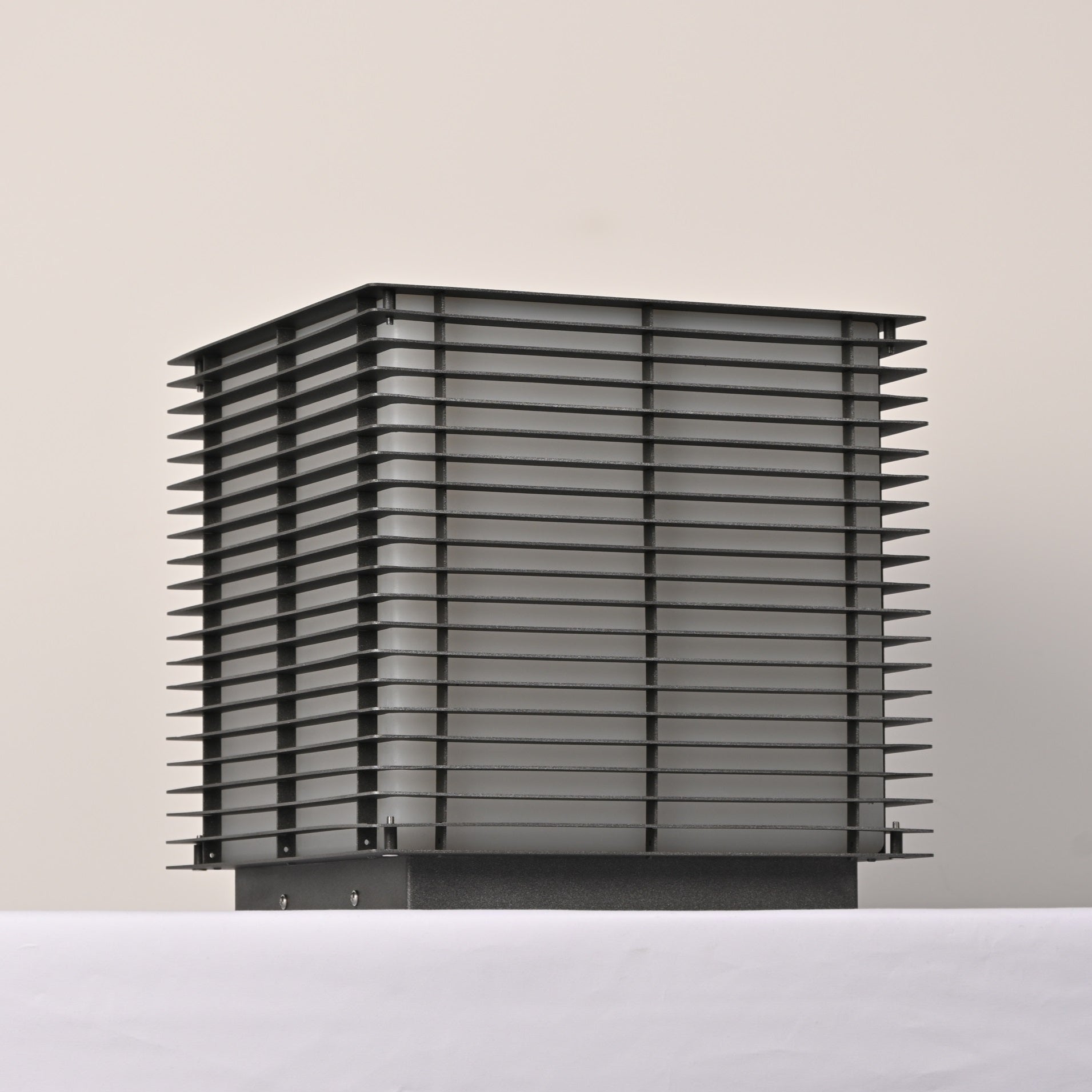Solar Grid Outdoor Light - Blowlighting