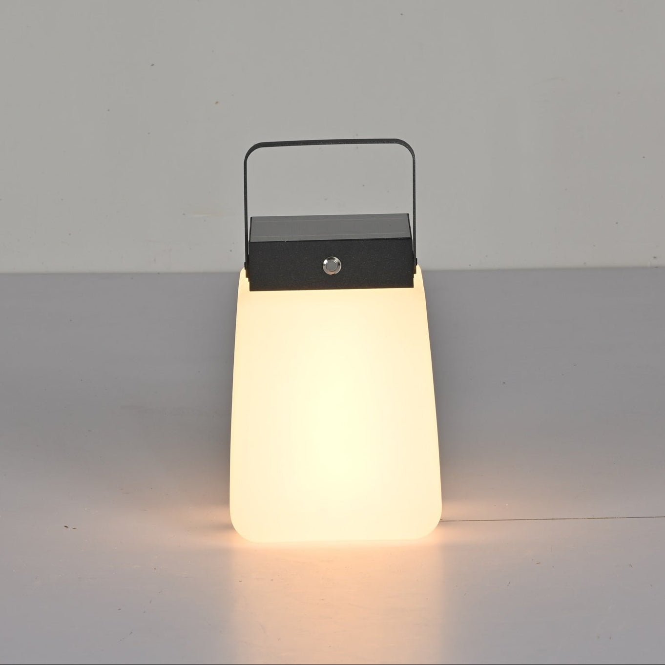 Solara Edge Lantern Outdoor Lamp - Blowlighting