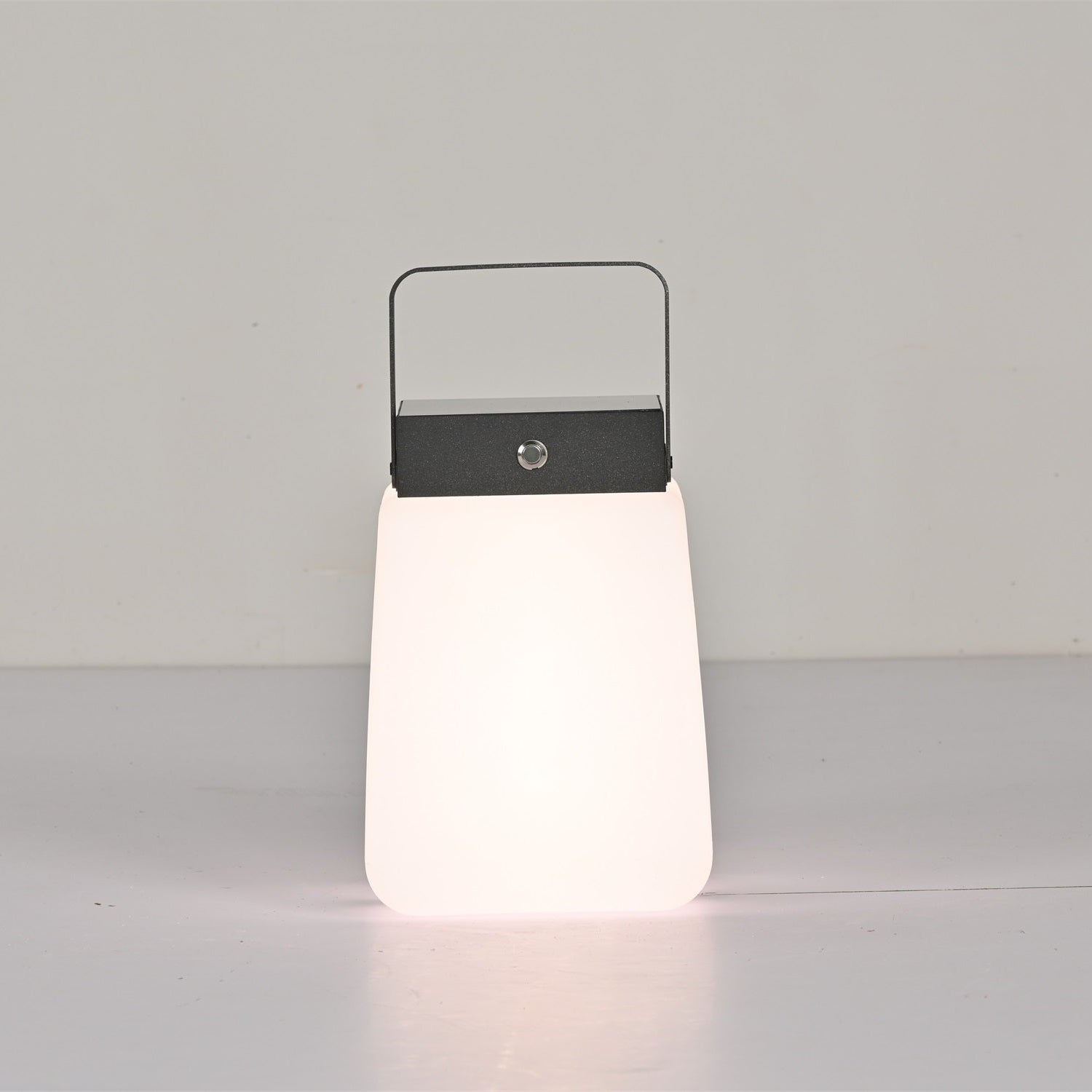 Solara Edge Lantern Outdoor Lamp - Blowlighting