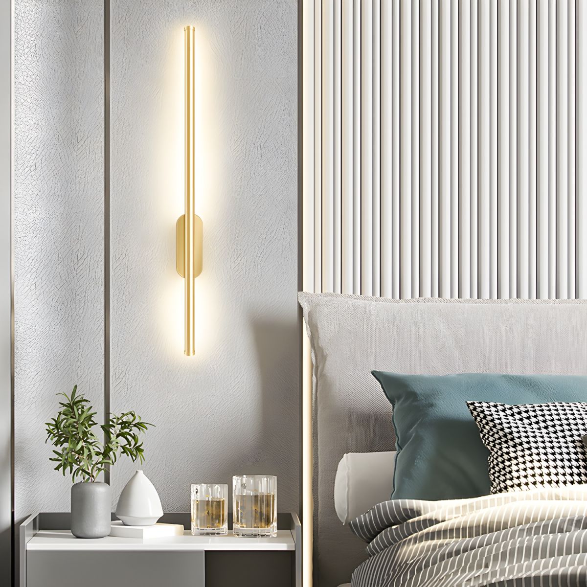 Seraphina Linear Wall Sconce - Blowlighting
