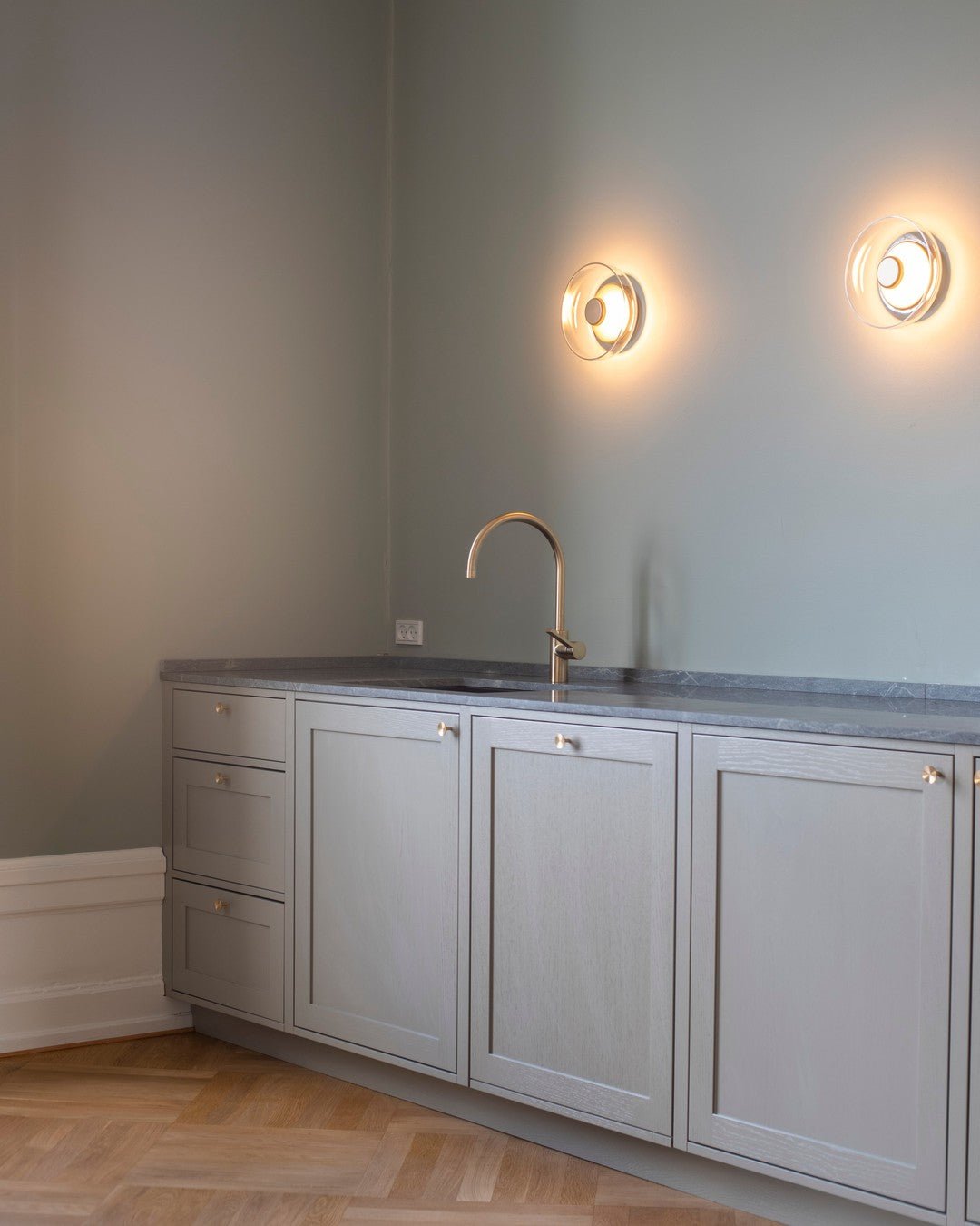 Solara Wall Light - Blowlighting