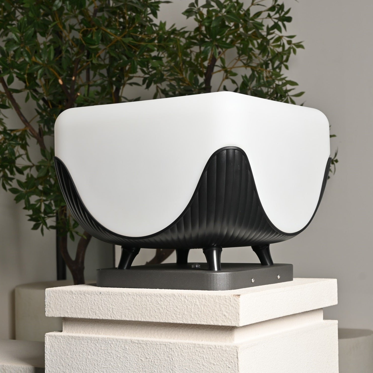 Solarca Cube Outdoor Light - Blowlighting