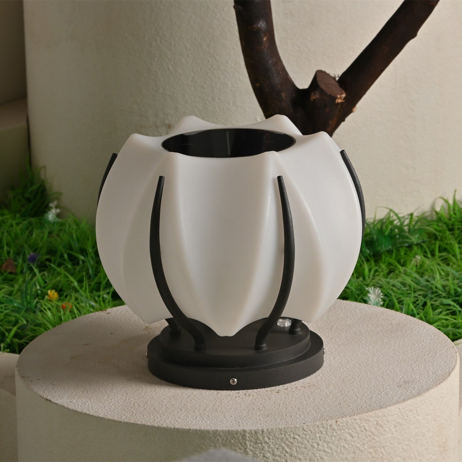 Solflora Bloom Solar Light - Blowlighting