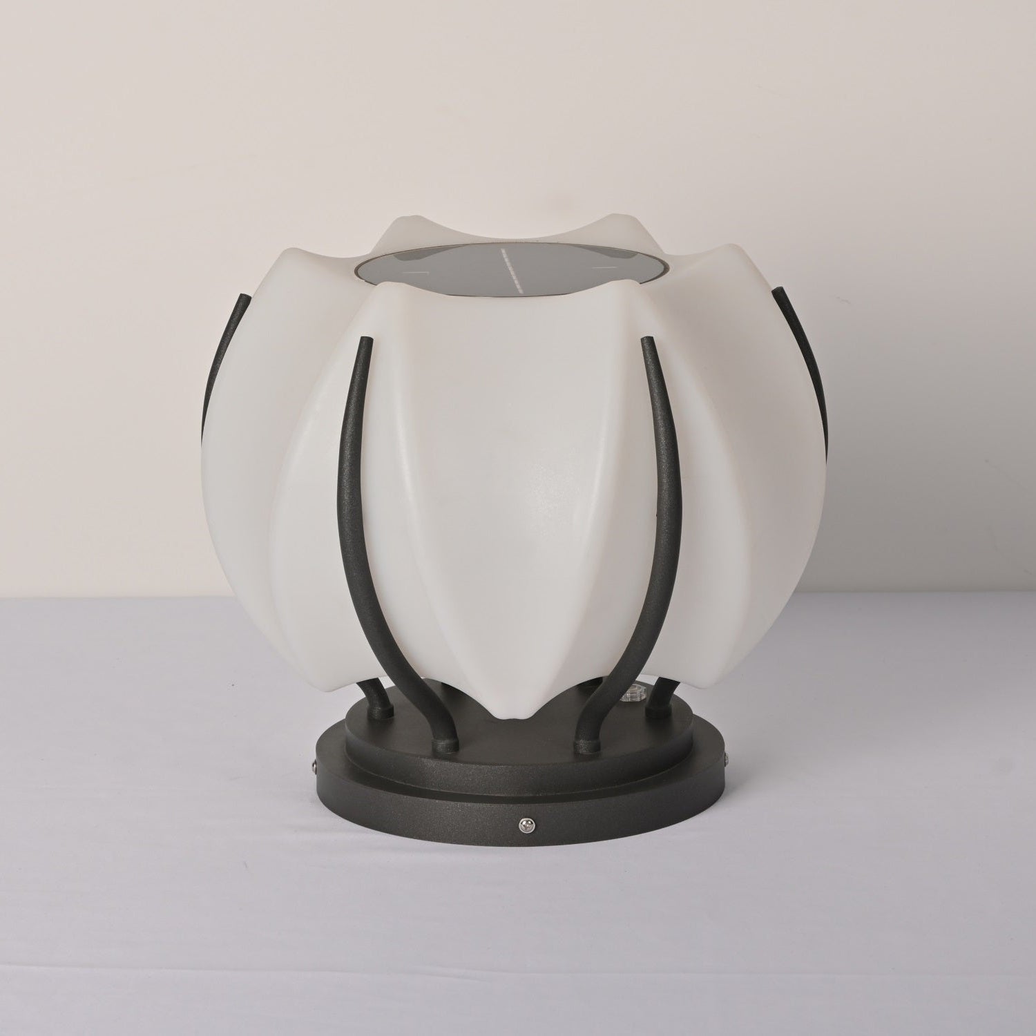 Solflora Bloom Solar Light - Blowlighting