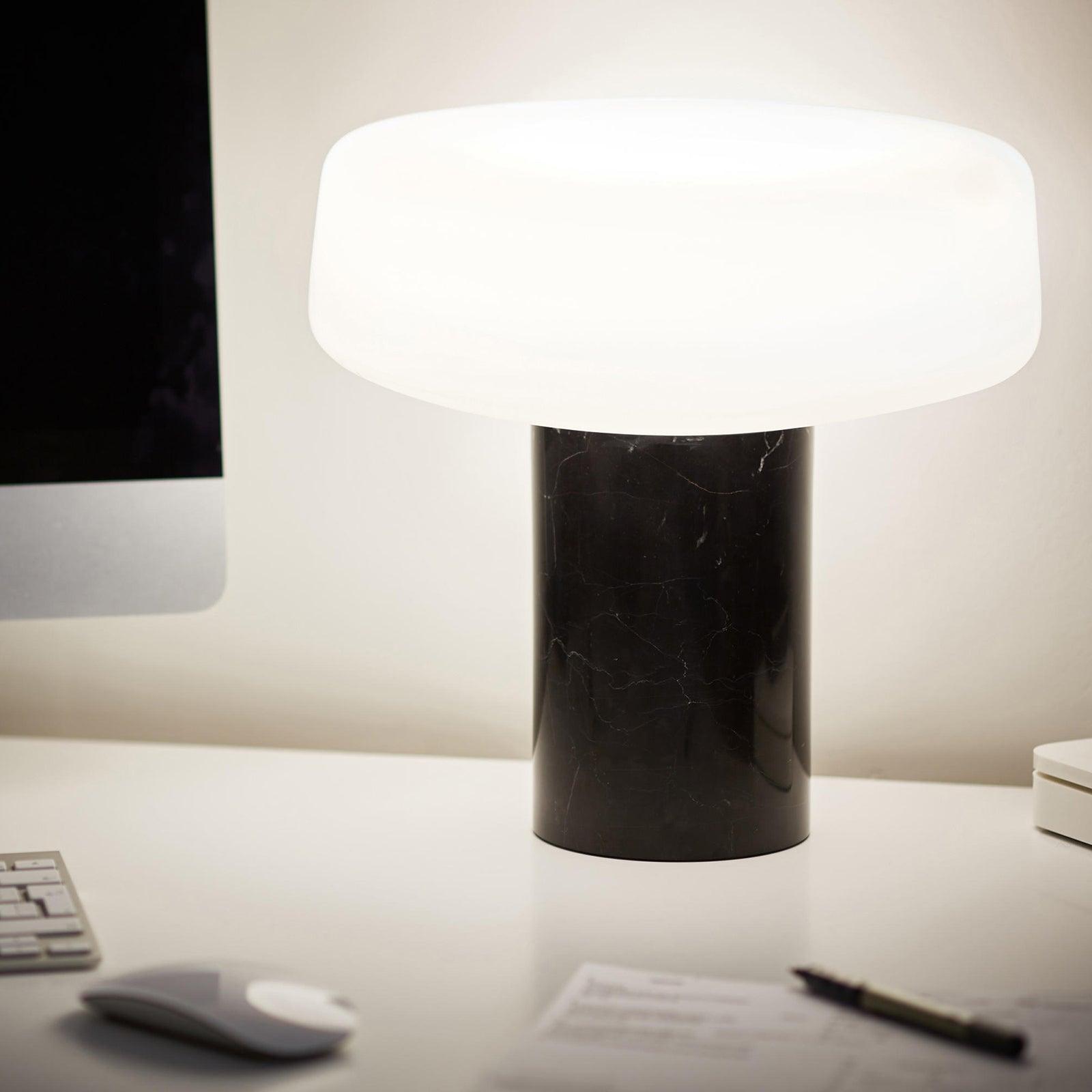 Solid Table Light - Blowlighting