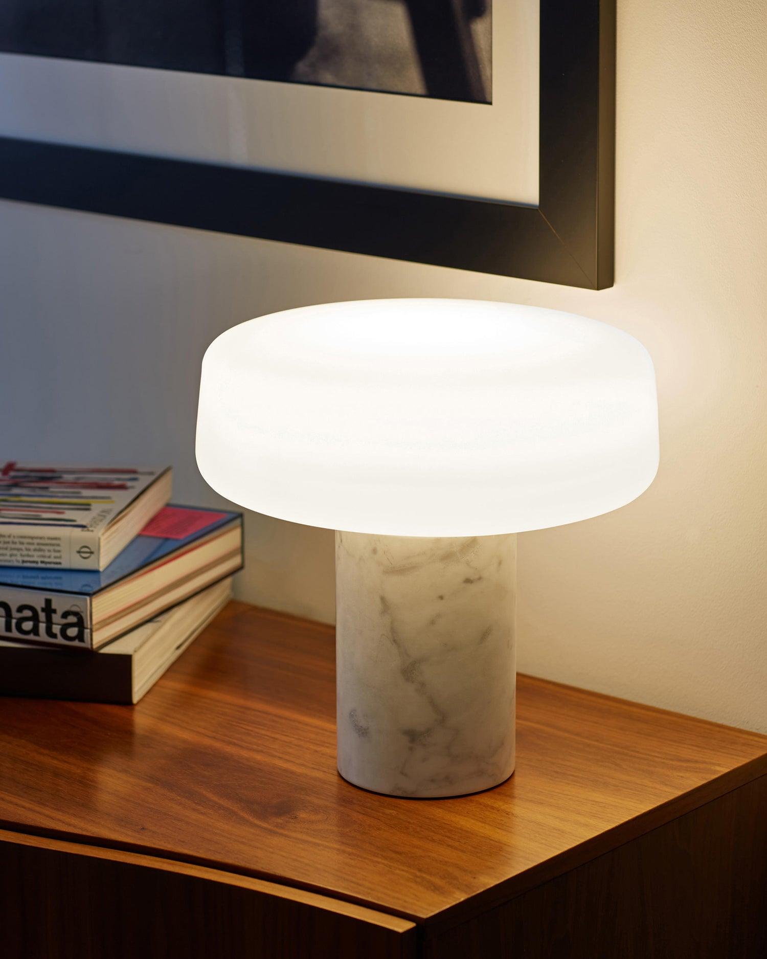 Solid Table Light - Blowlighting