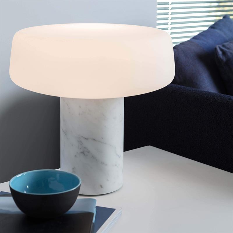 Solid Table Light - Blowlighting