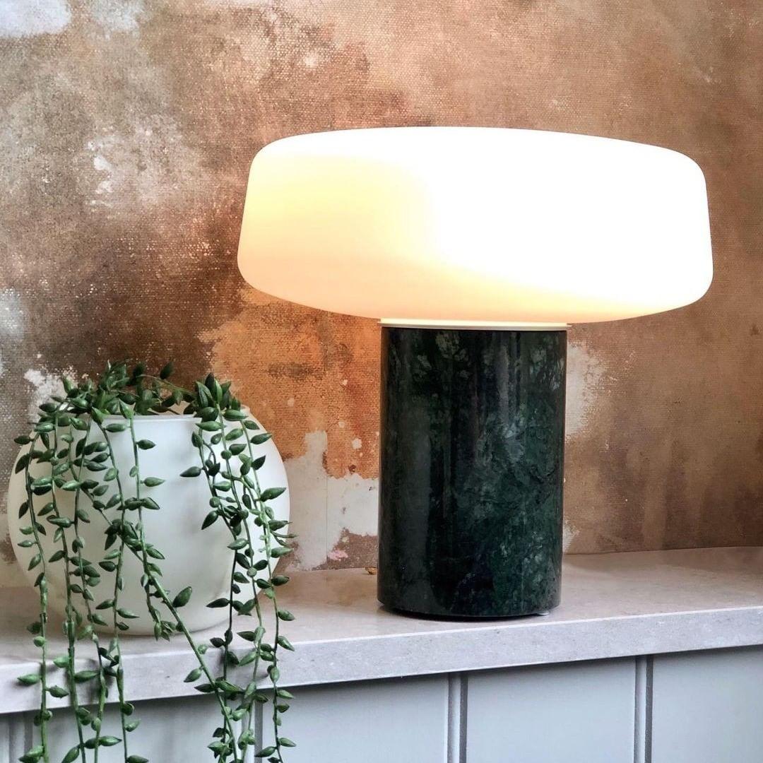 Solid Table Light - Blowlighting