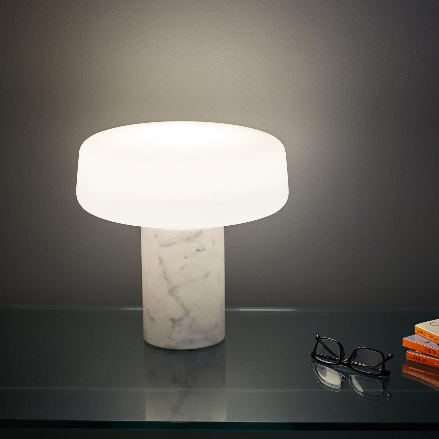 Solid Table Light - Blowlighting
