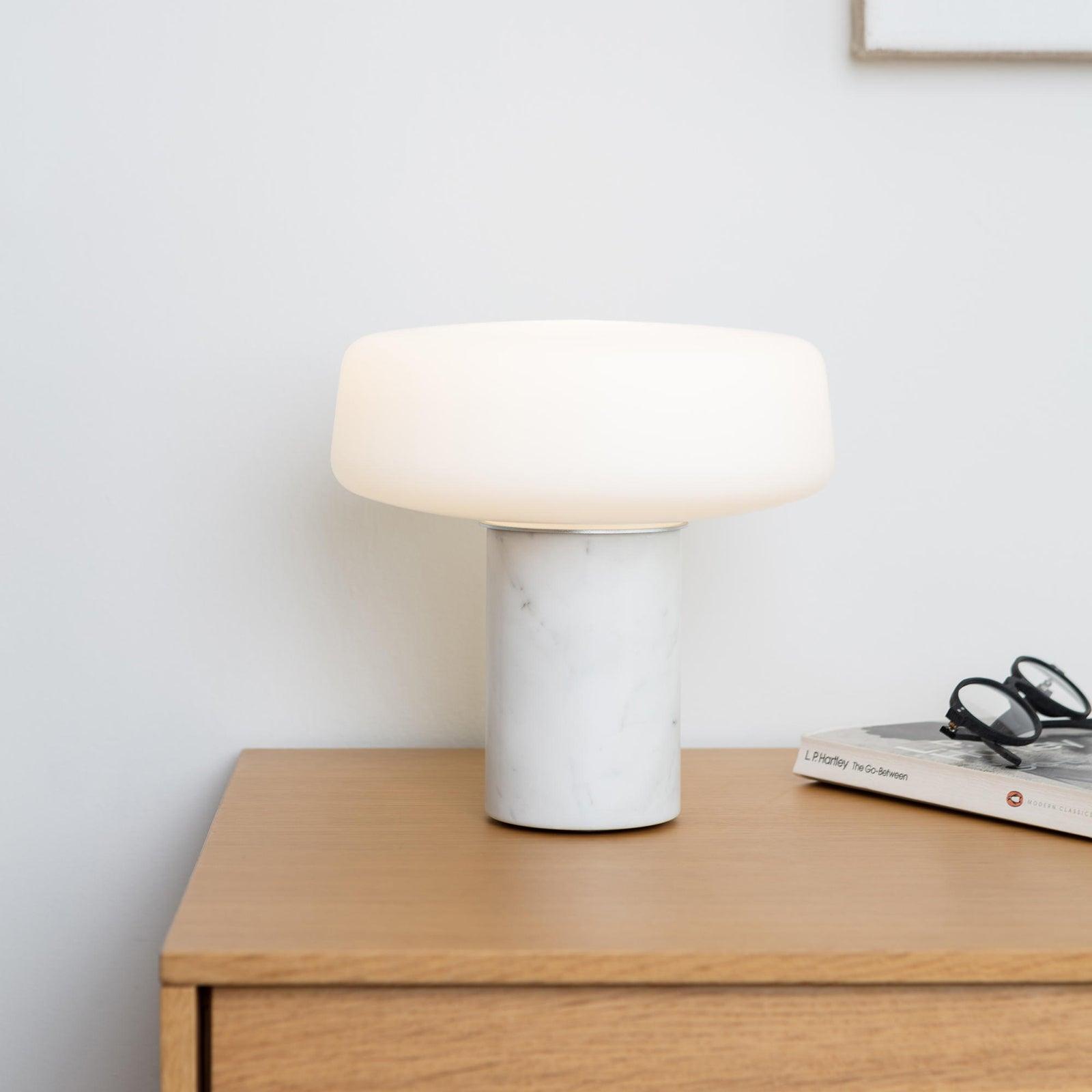 Solid Table Light - Blowlighting