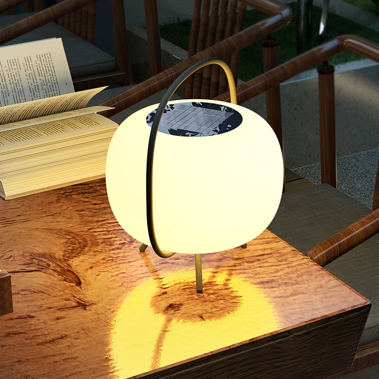 Soluna Pod Lantern Outdoor Lamp - Blowlighting