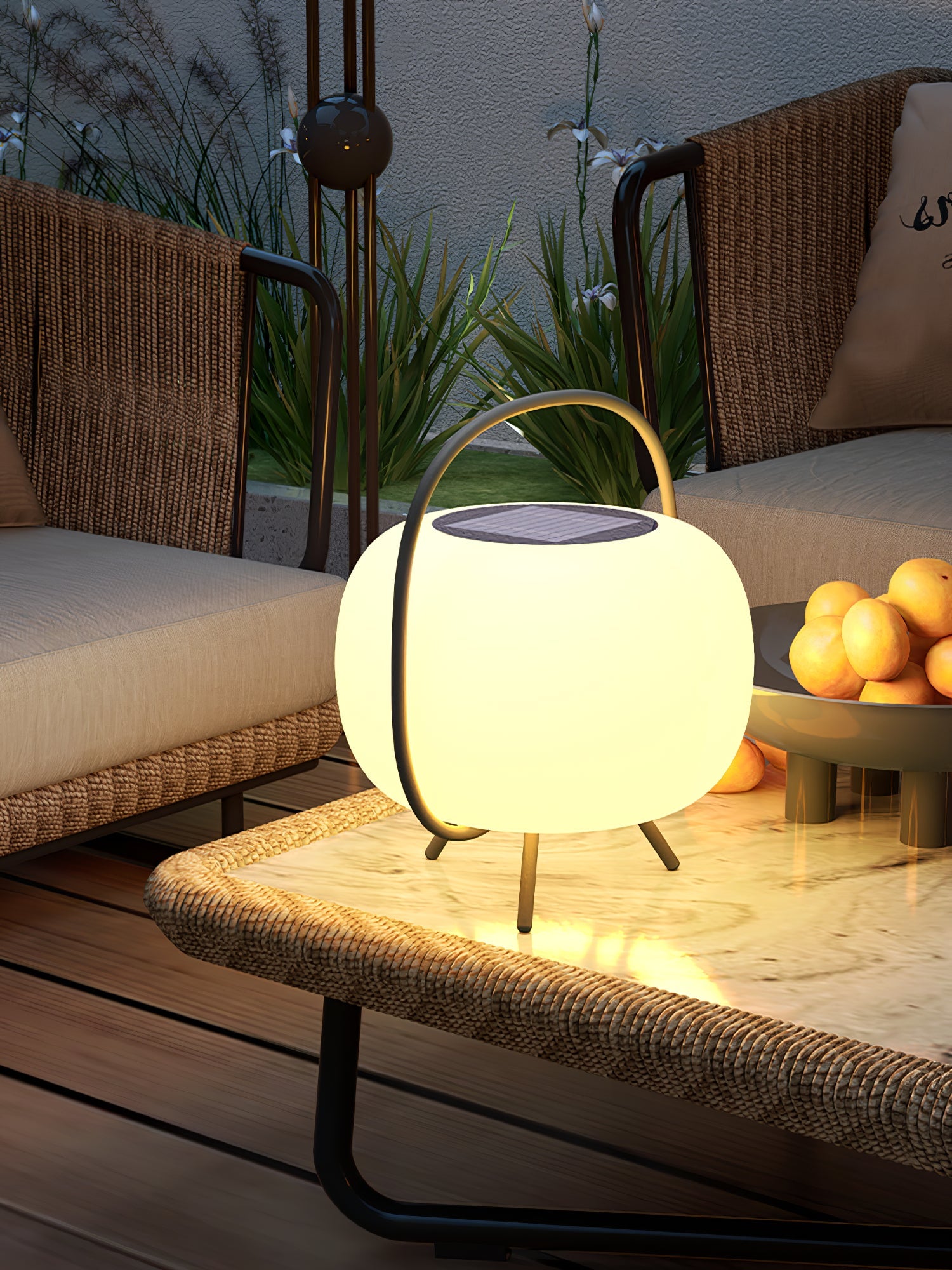 Soluna Pod Lantern Outdoor Lamp - Blowlighting