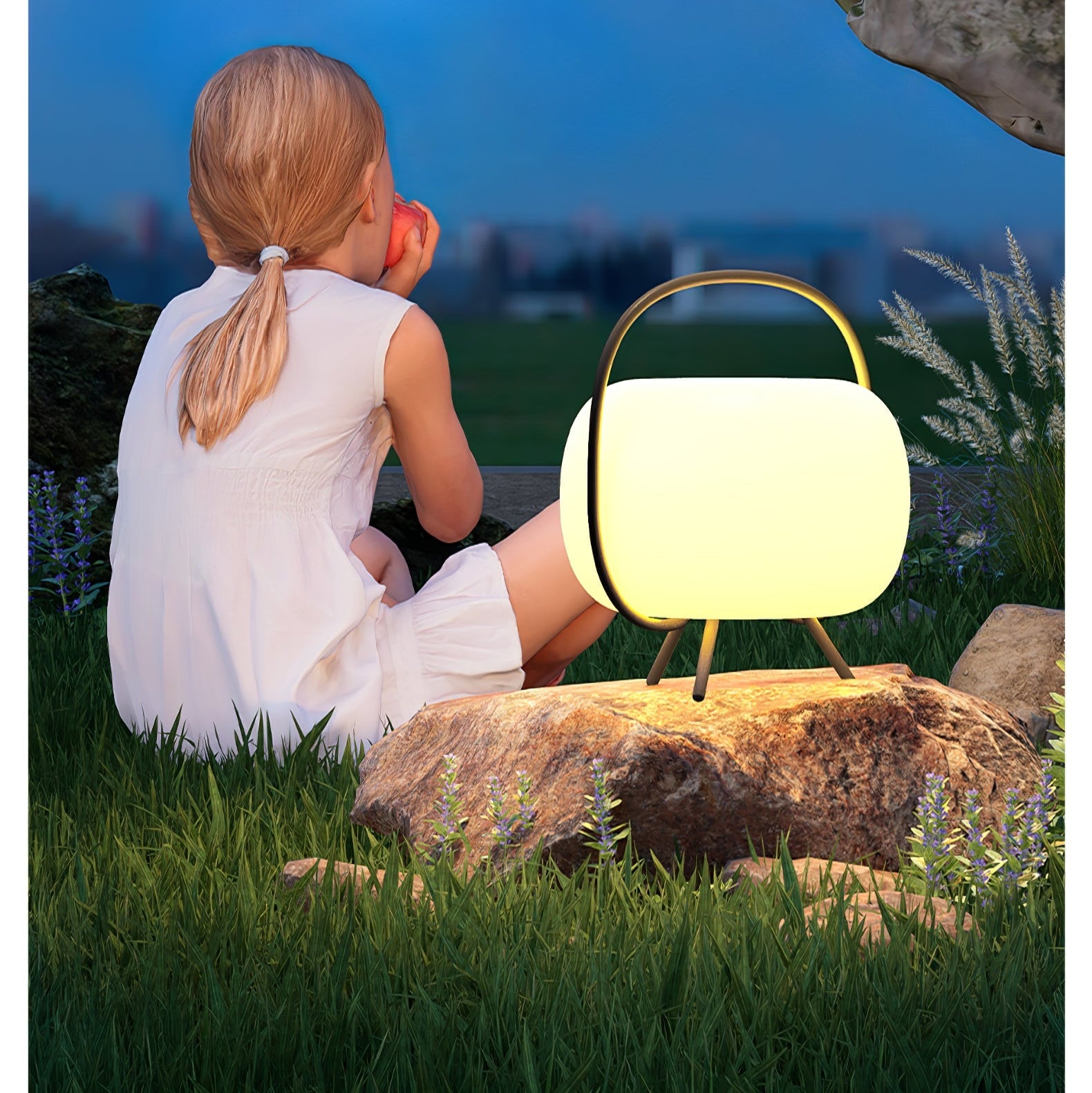 Soluna Pod Lantern Outdoor Lamp - Blowlighting
