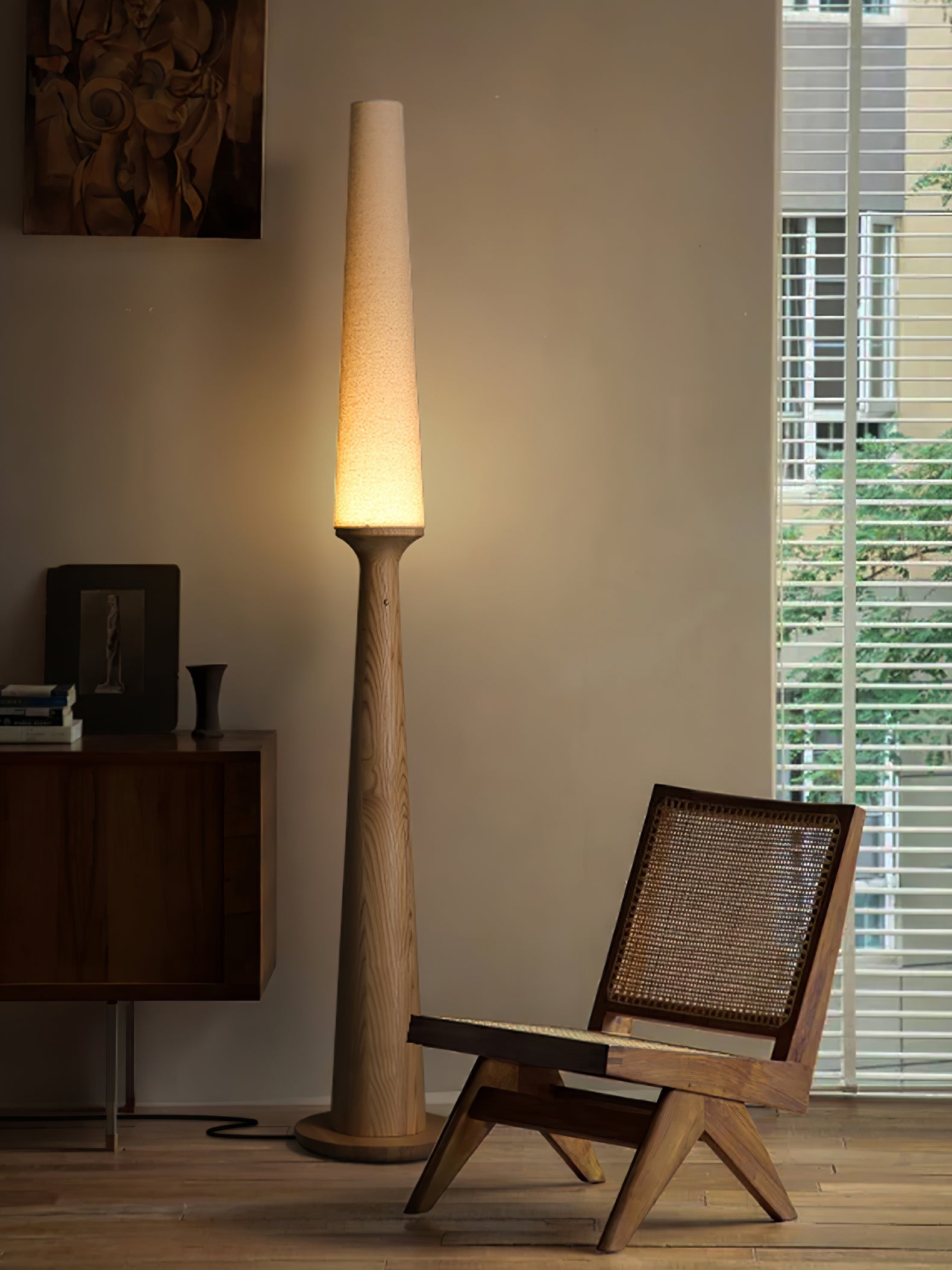 Vetheora Tapered Wood Floor Lamp - Blowlighting