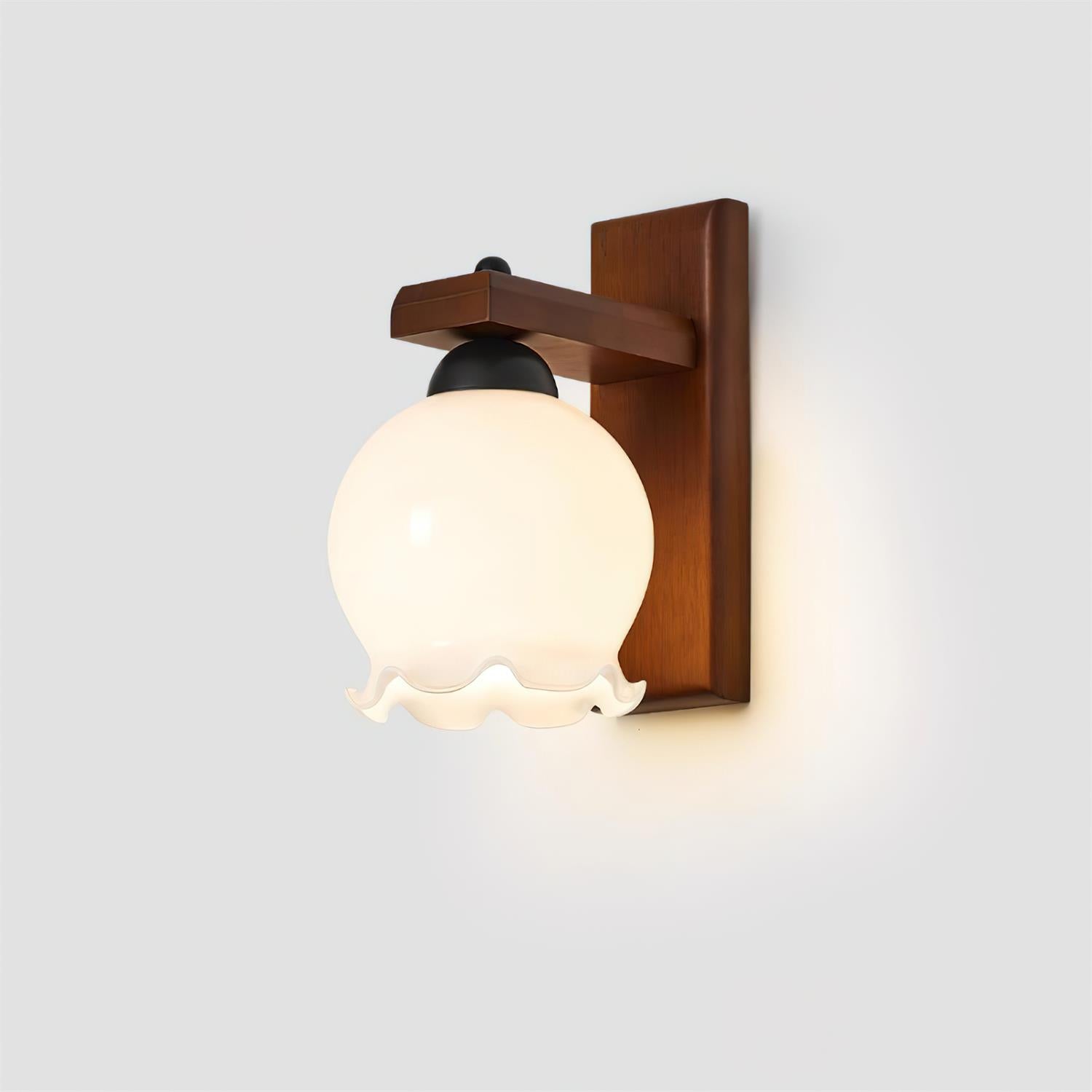 Murmura Elegant Wood Wall Lamp