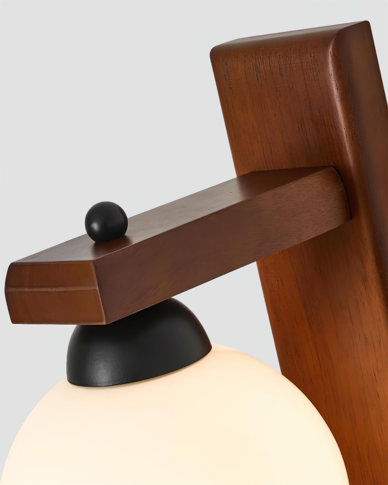 Murmura Elegant Wood Wall Lamp