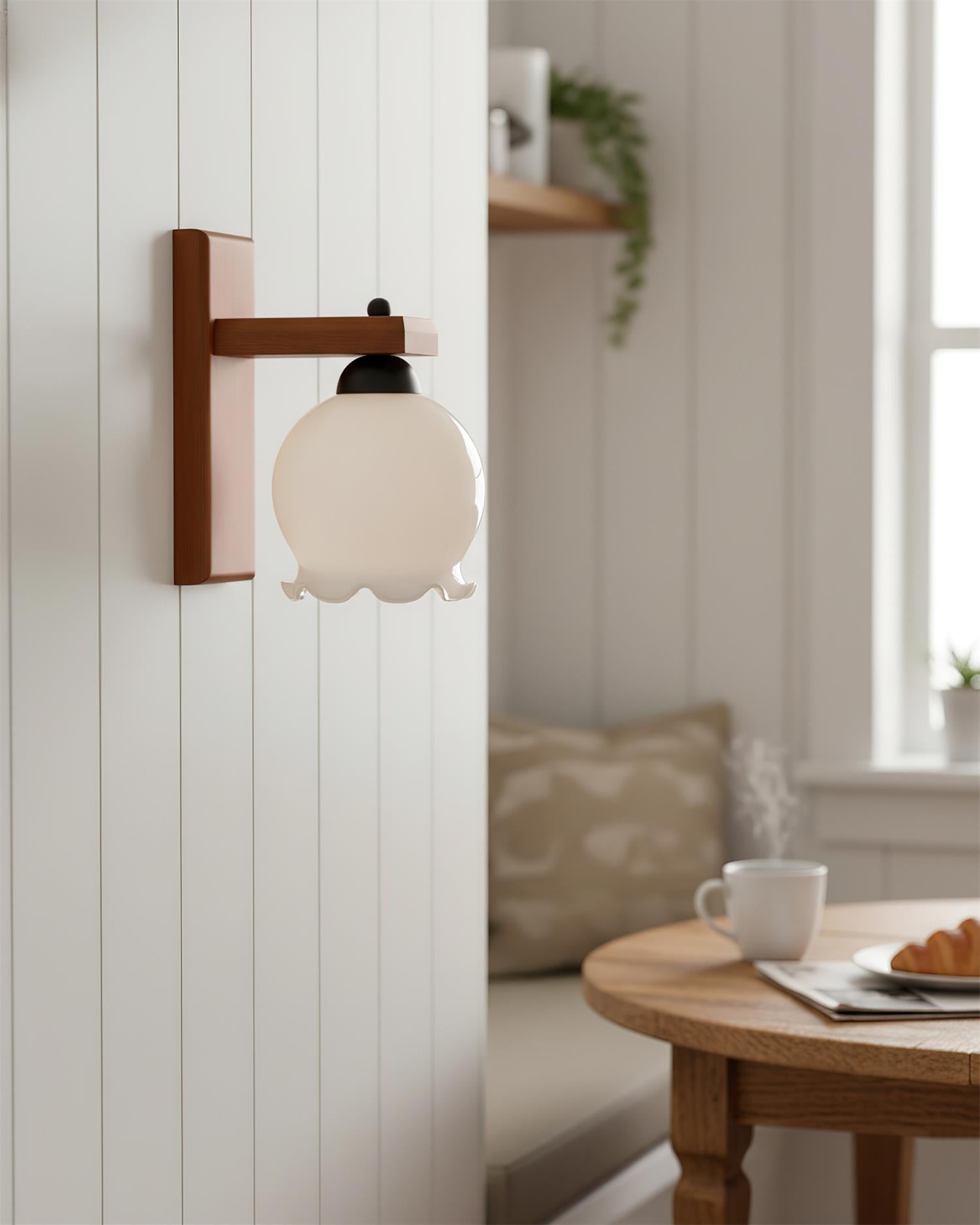 Murmura Elegant Wood Wall Lamp