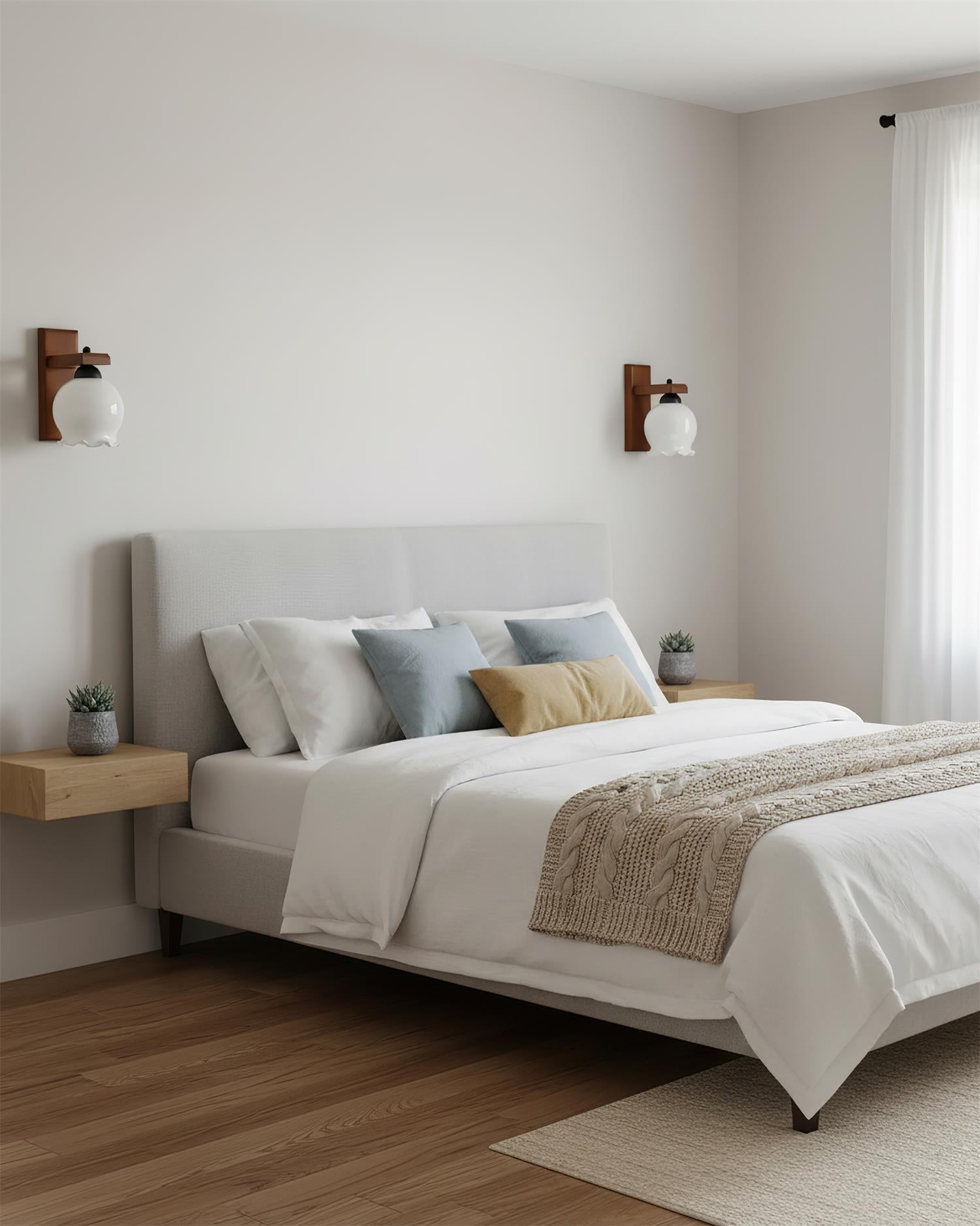 Murmura Elegant Wood Wall Lamp