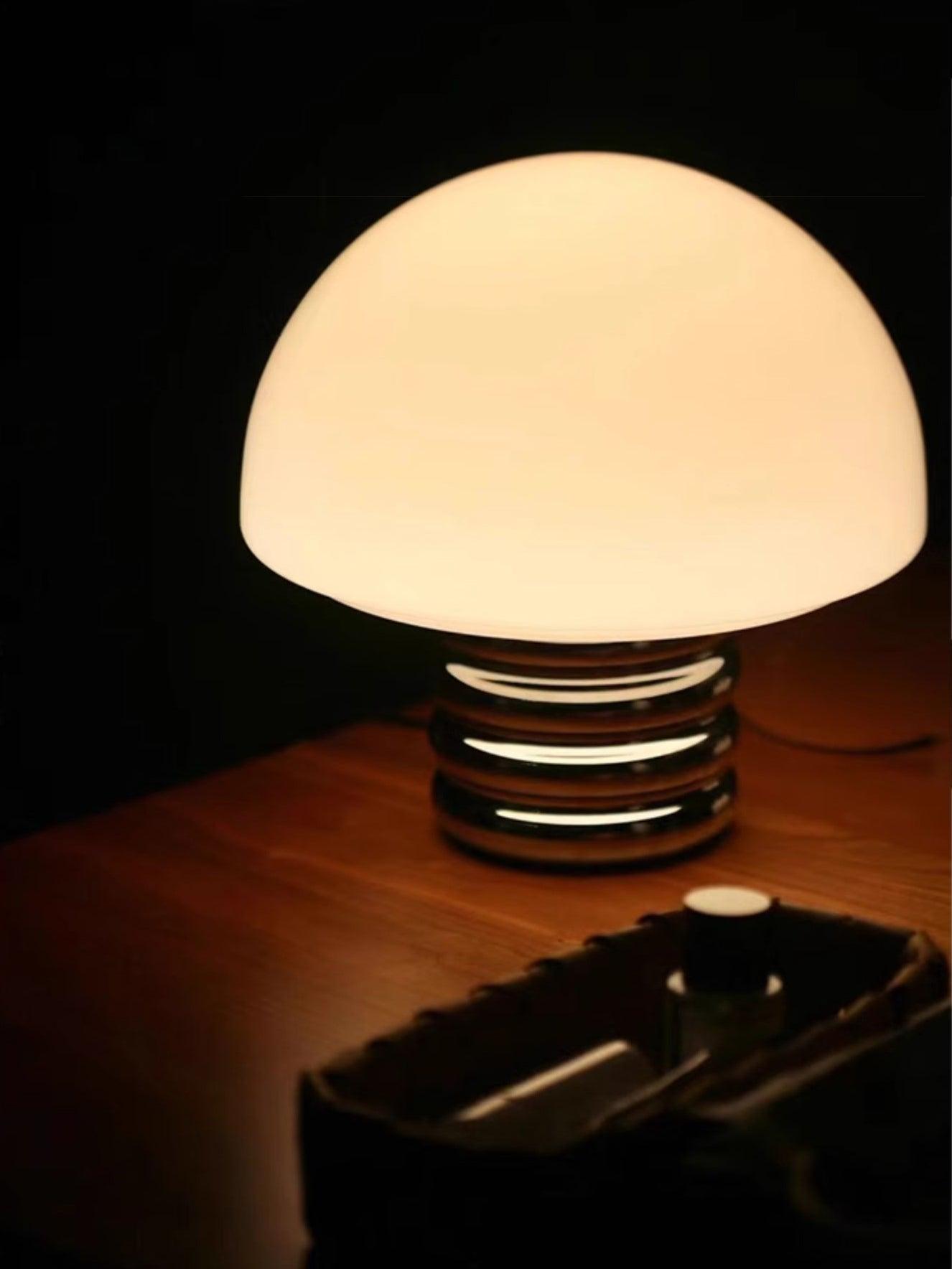 Space Age Mushroom Table Lamp - Blowlighting