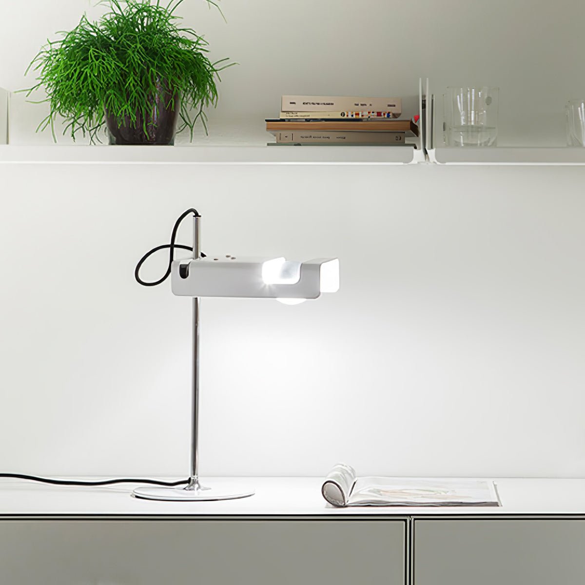 Spider Table Lamp - Blowlighting