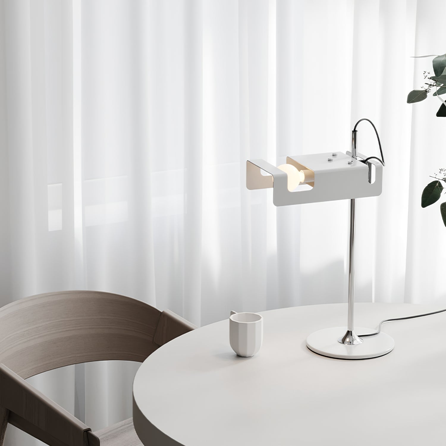 Spider Table Lamp - Blowlighting