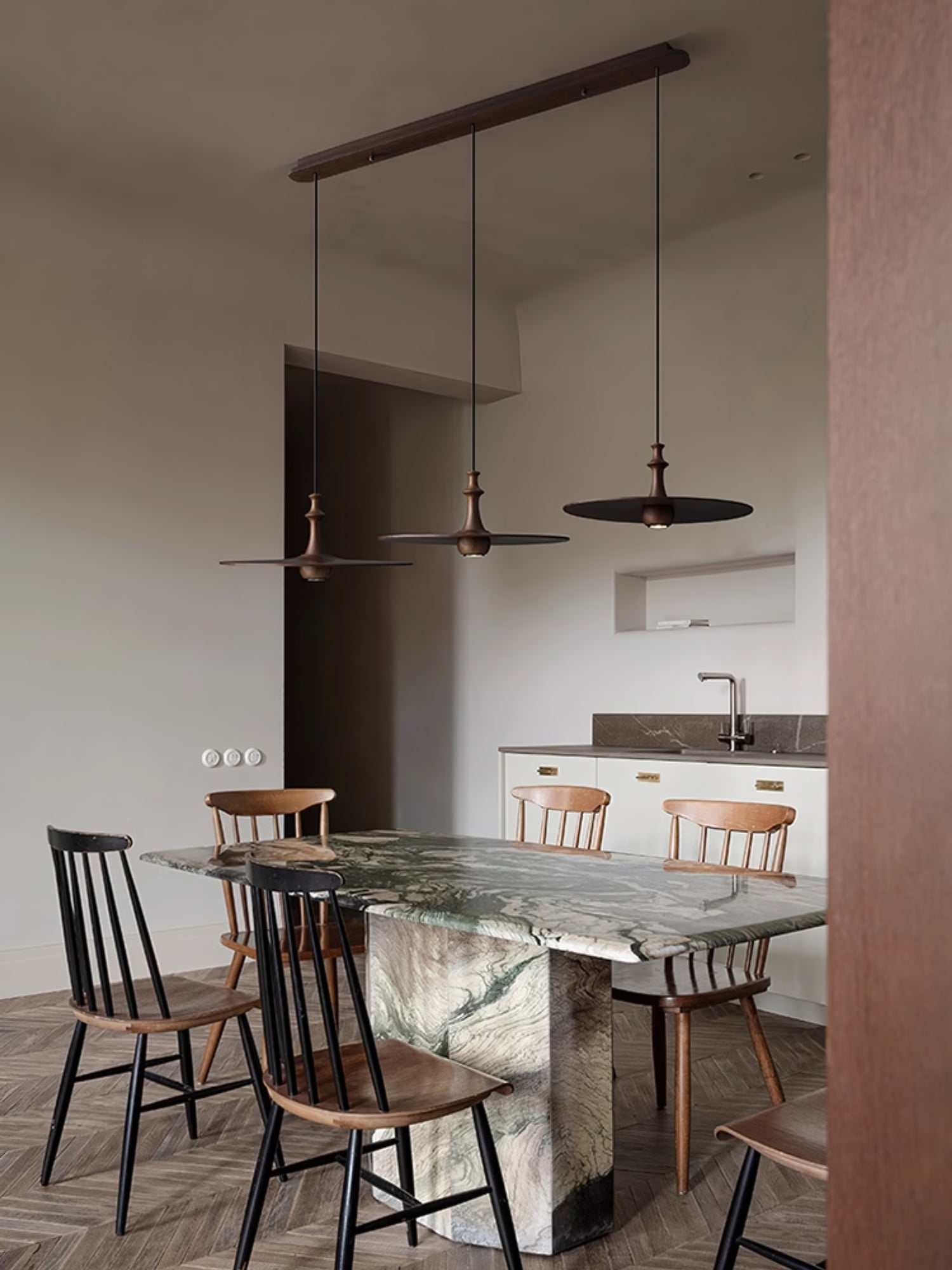 Syrinyra Sculptural Wood Disc Pendant Light - Blowlighting