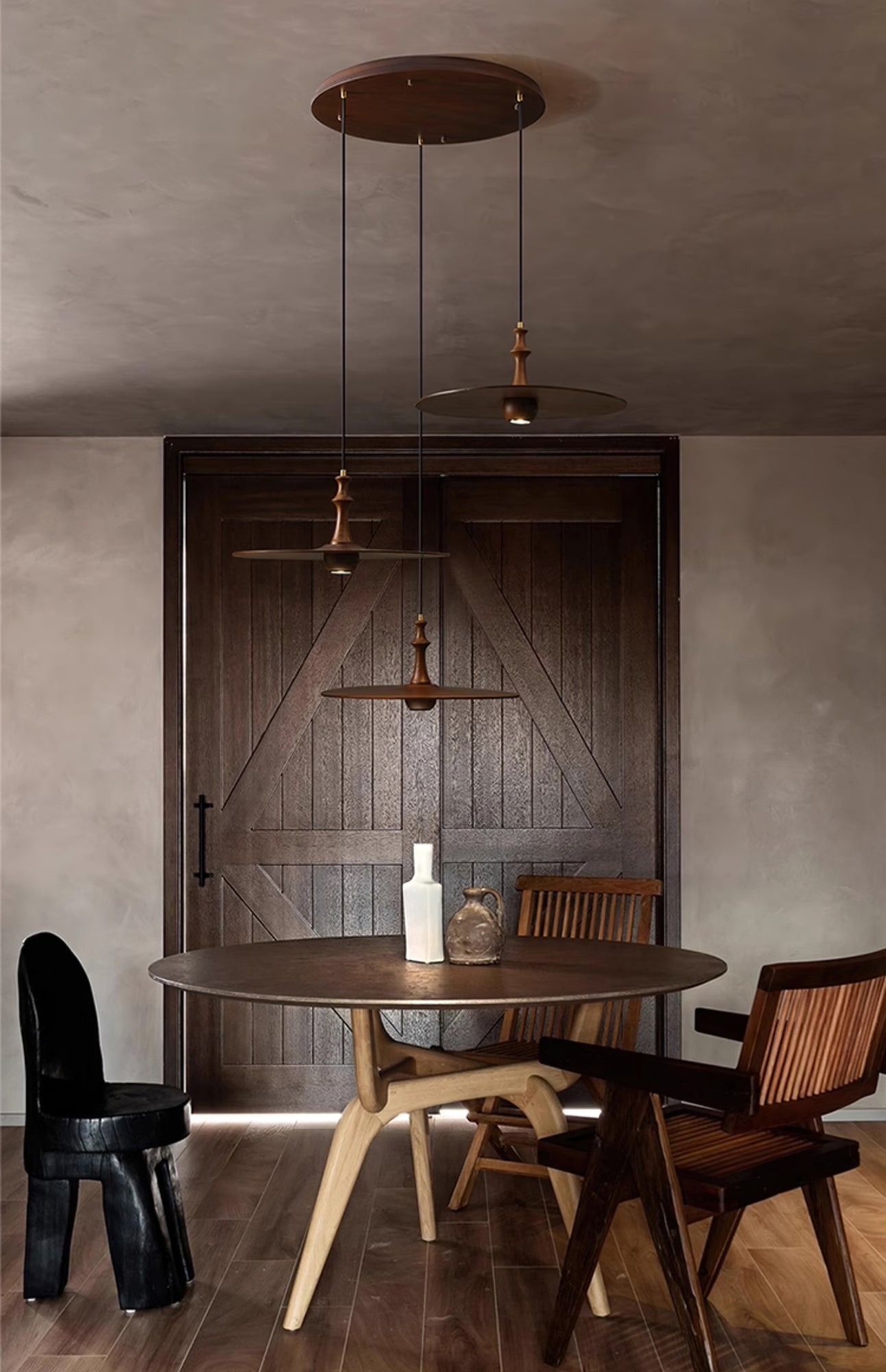 Syrinyra Sculptural Wood Disc Pendant Light - Blowlighting