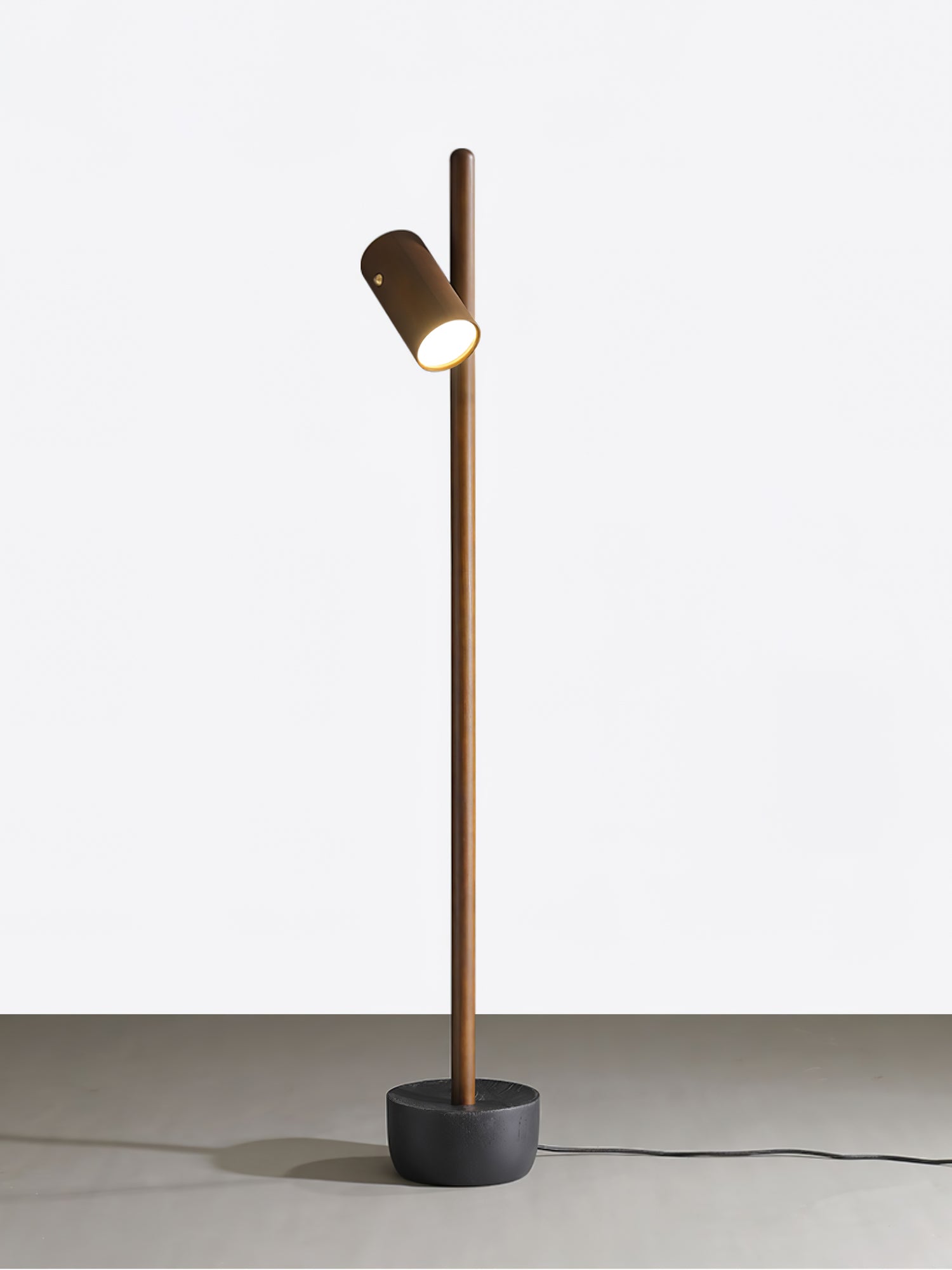 Spotlight Wood Floor Lamp - Blowlighting