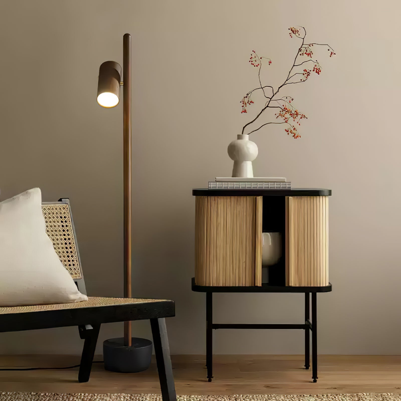 Spotlight Wood Floor Lamp - Blowlighting