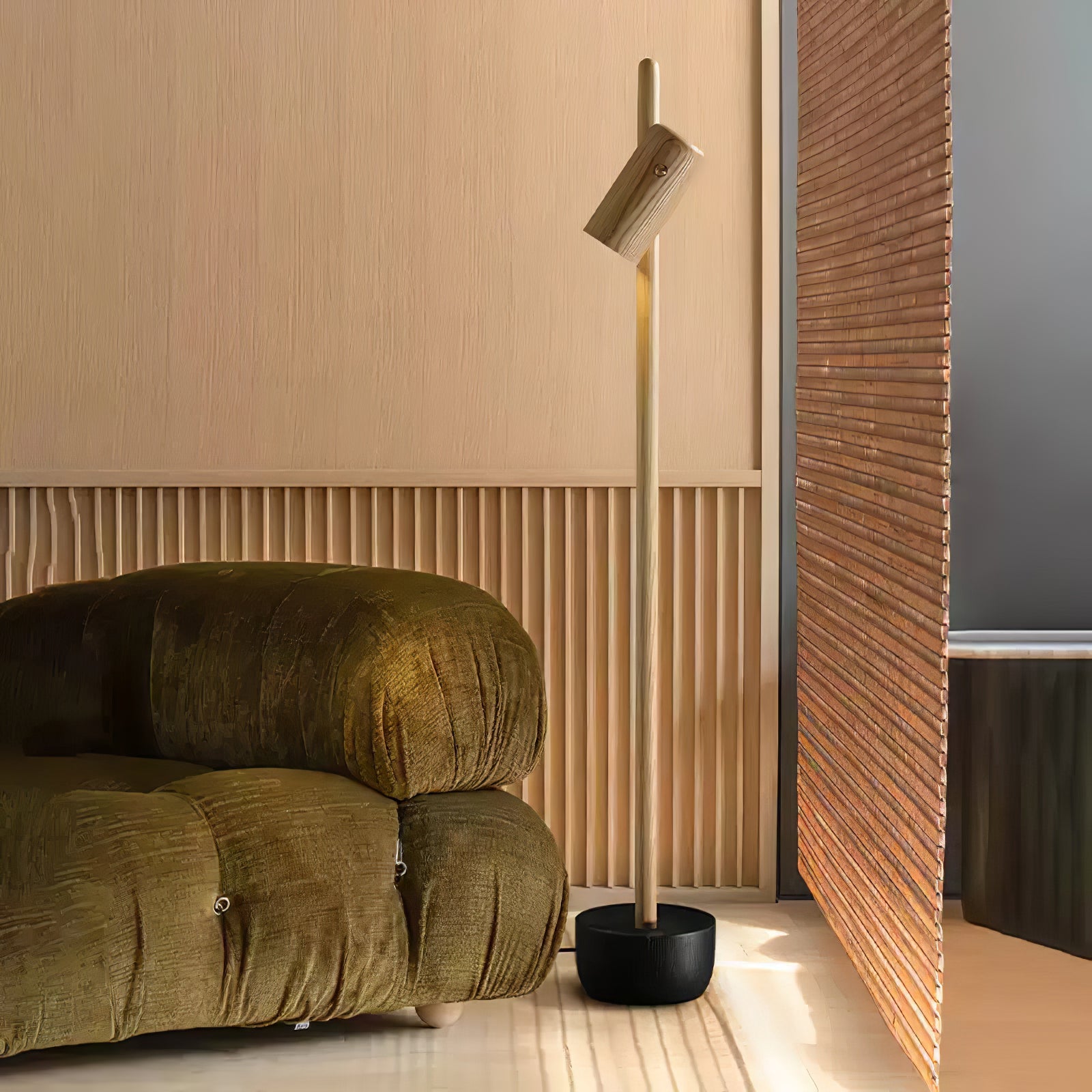 Spotlight Wood Floor Lamp - Blowlighting