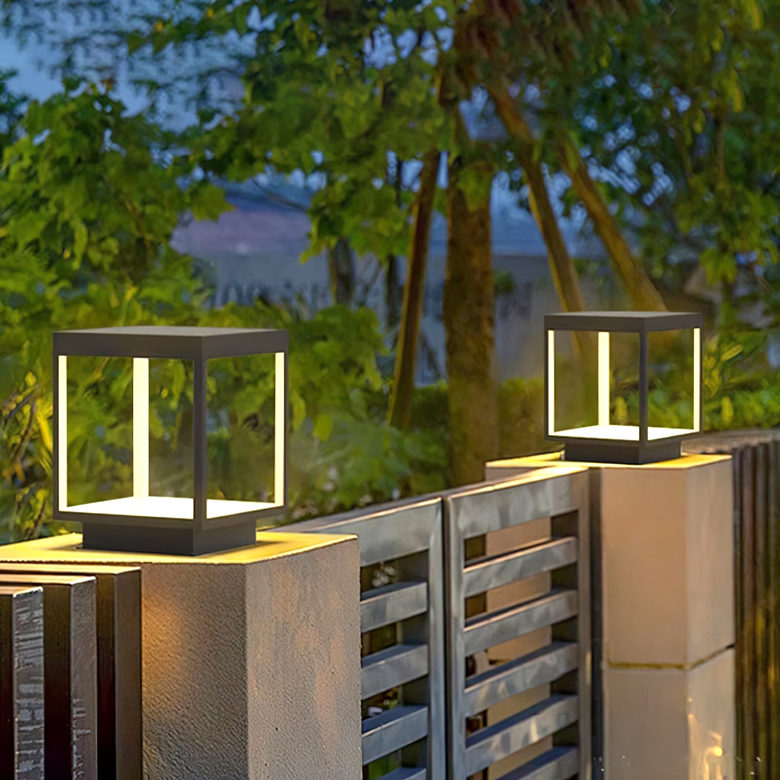 Square Frame Solar Outdoor Light - Blowlighting