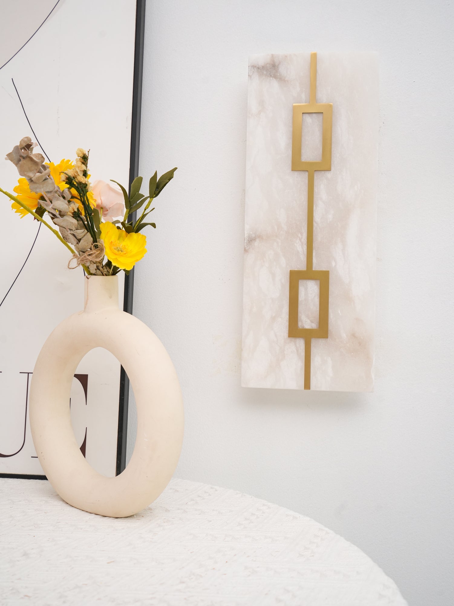Alvelor Geometric Alabaster Wall Light - Blowlighting