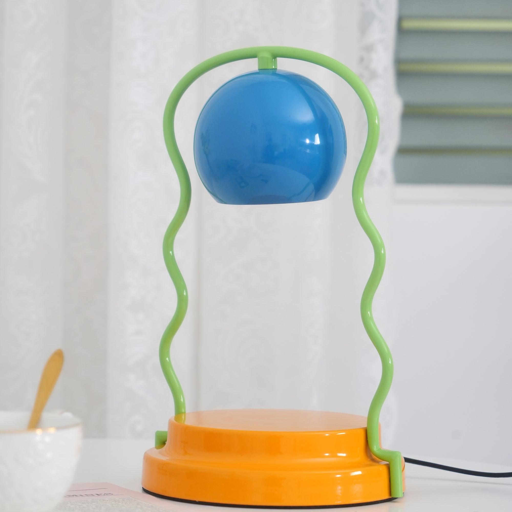 Squiggle Bright Table Lamp - Blowlighting