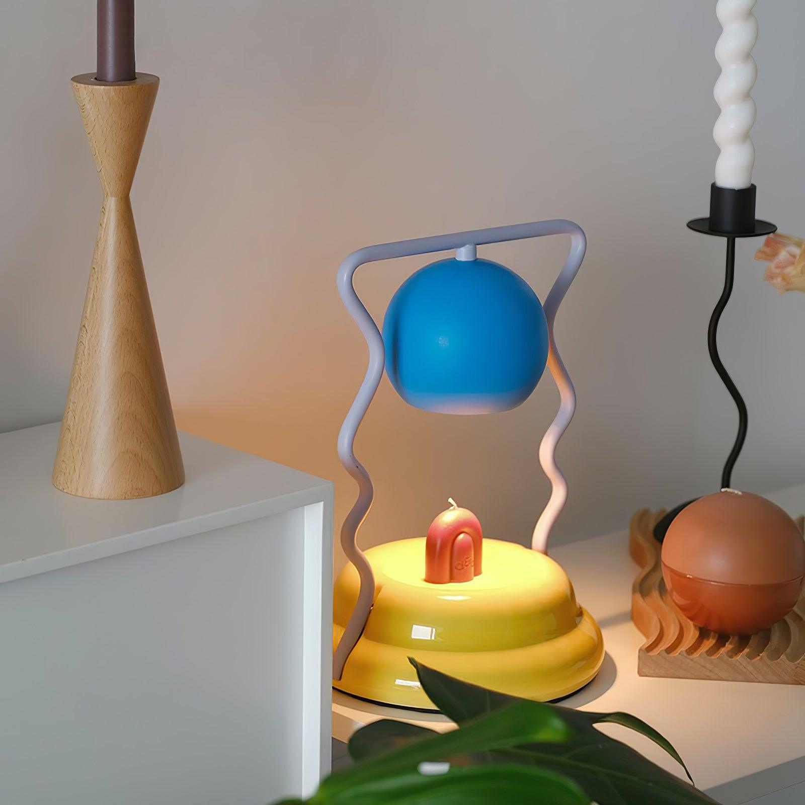 Squiggle Bright Table Lamp - Blowlighting