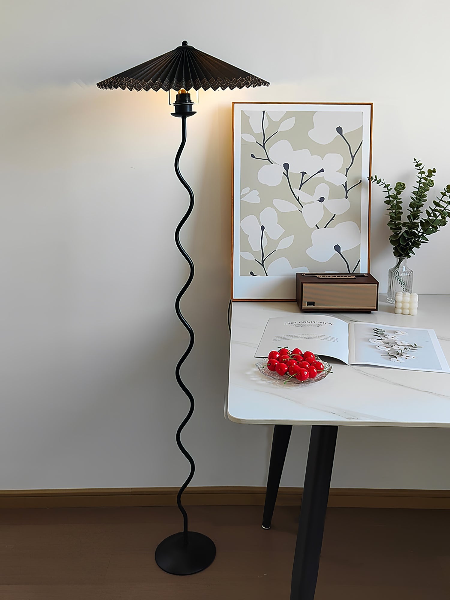 Squiggle Floor Lamp - Blowlighting