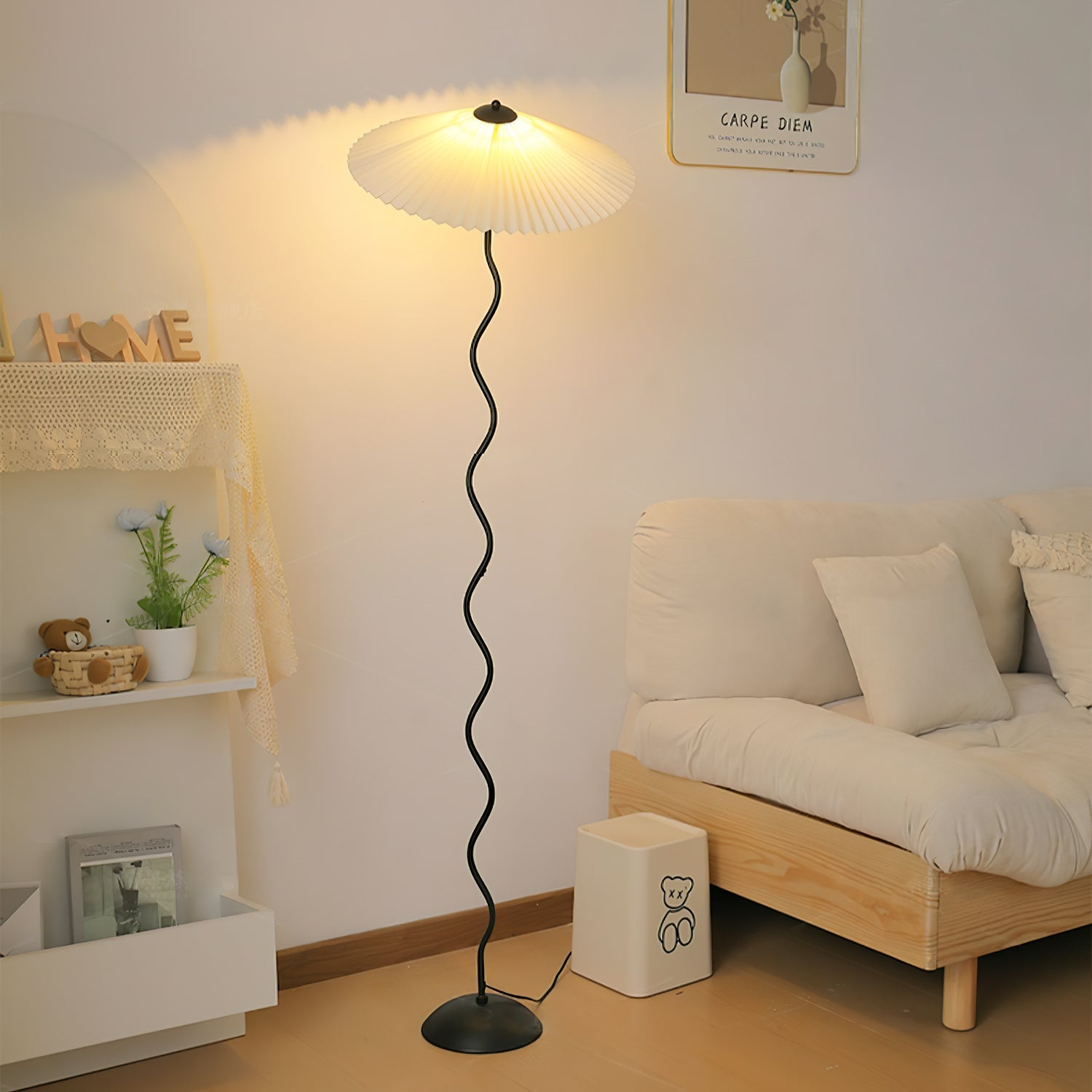 Squiggle Floor Lamp - Blowlighting