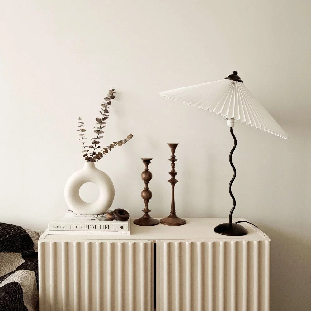 Squiggle Table Lamp - Blowlighting