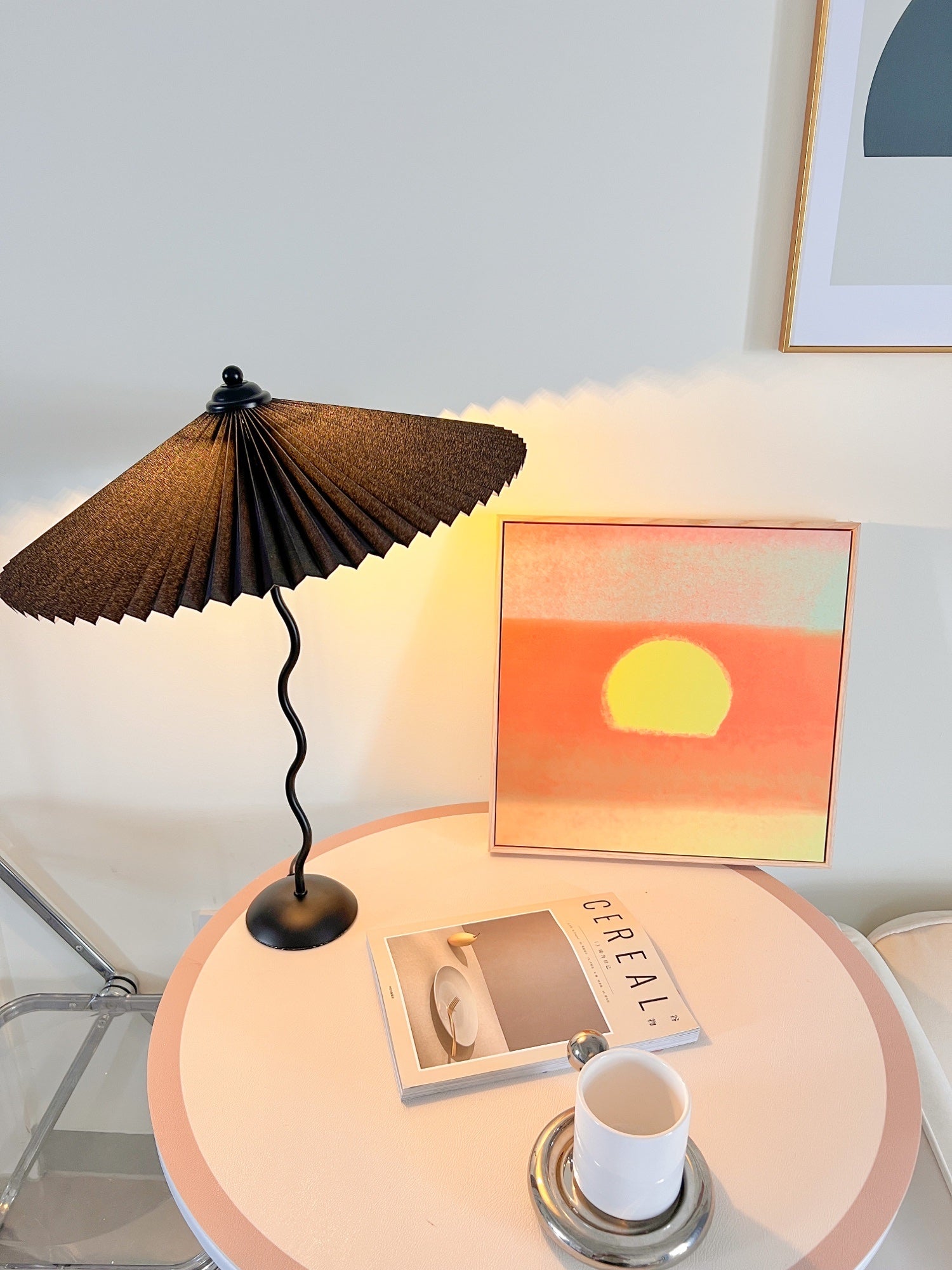 Squiggle Table Lamp - Blowlighting