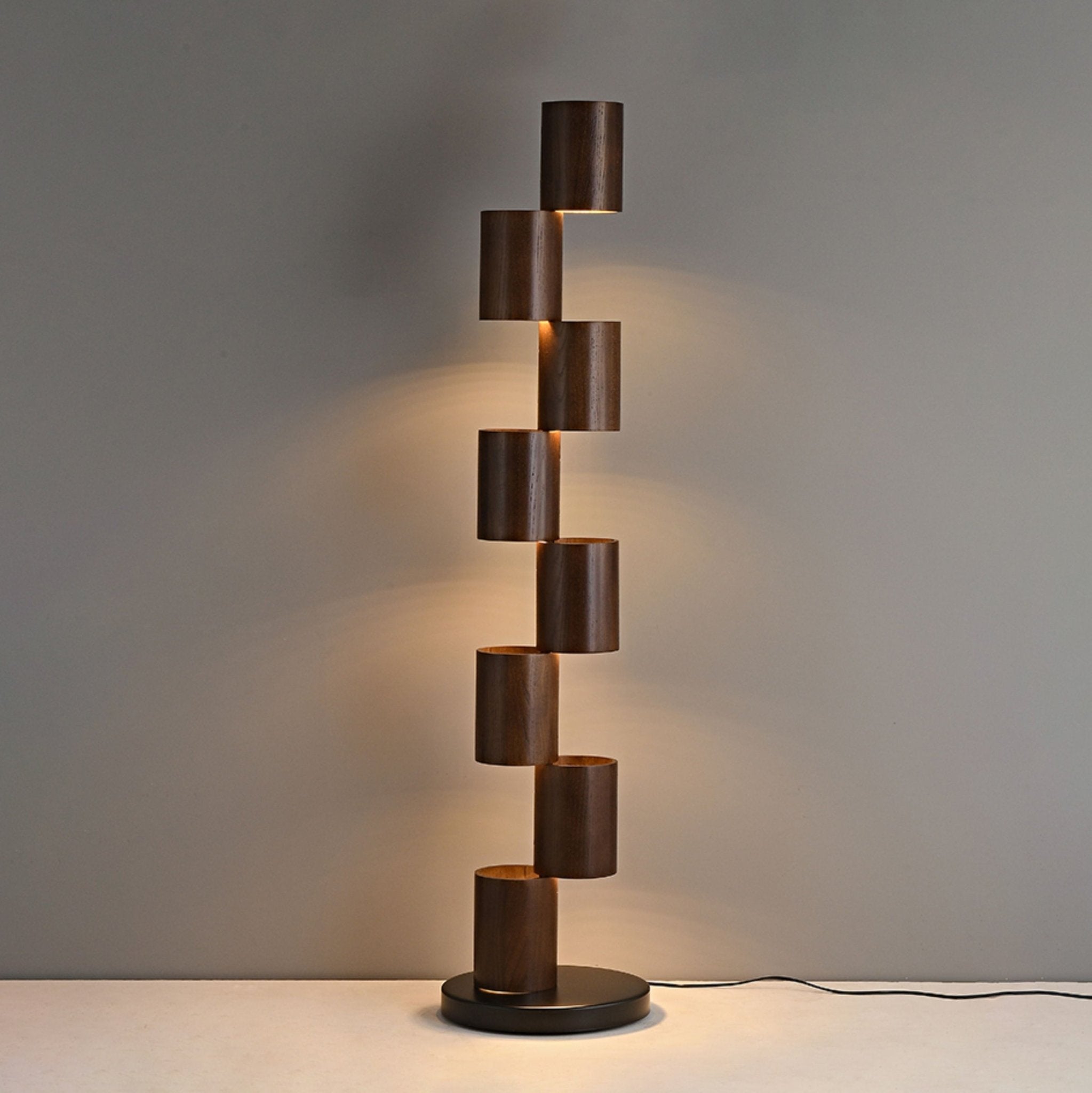 Stacked Wood Tower Floor Lamp - Vakkerlight