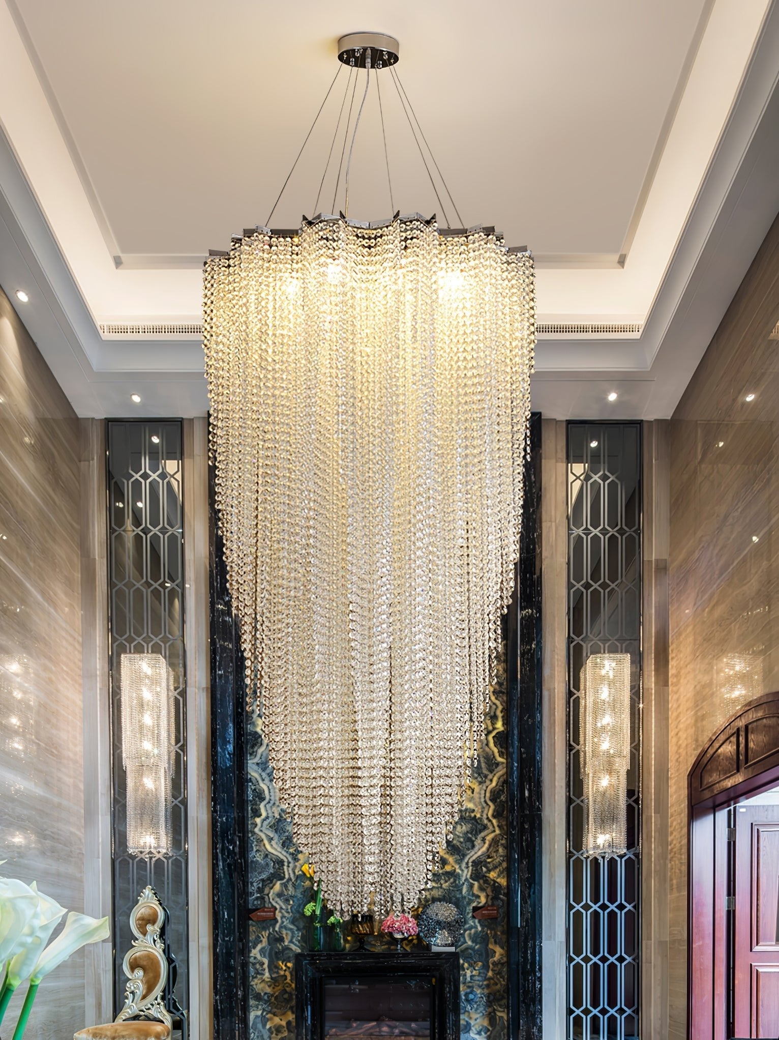 Zashayra Crystal Column Chandelier - Blowlighting